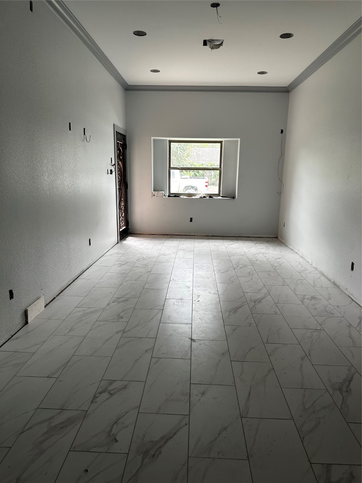5526 Maywood Drive Property Photo 2