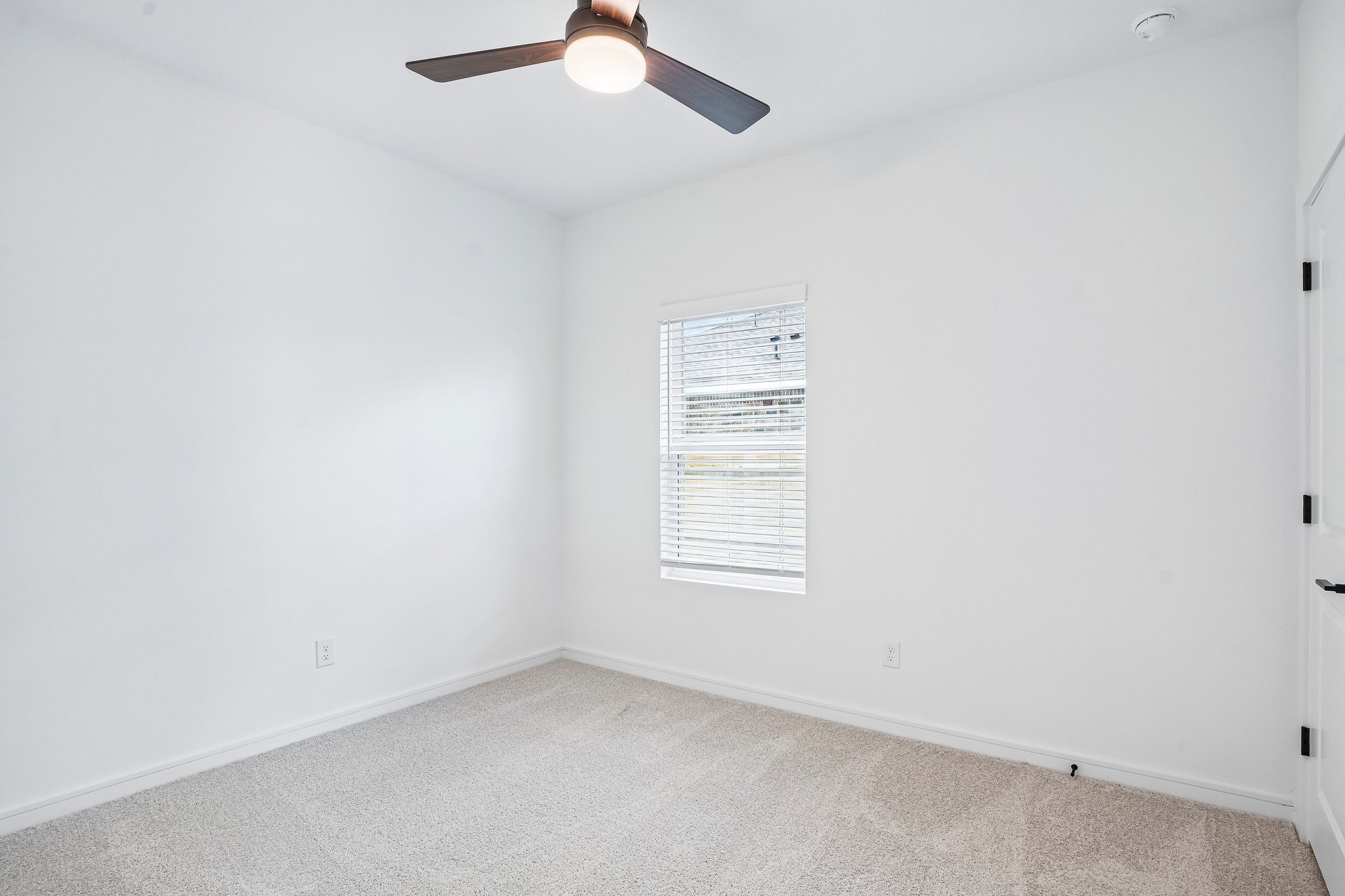 7926 Jade Crest Drive Property Photo 17