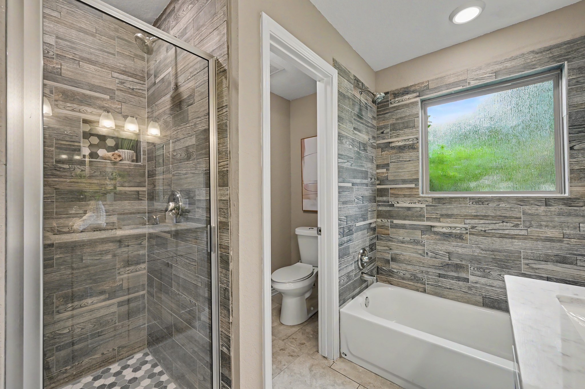 15211 Jamaica Drive Property Photo 21