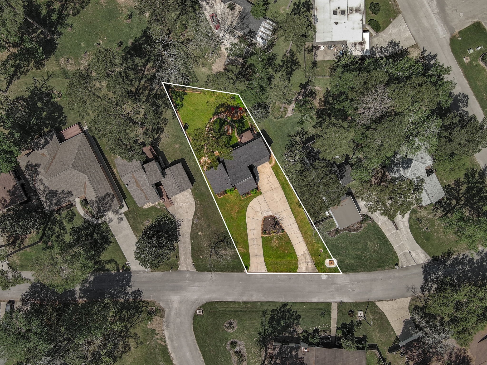 15211 Jamaica Drive Property Photo 47