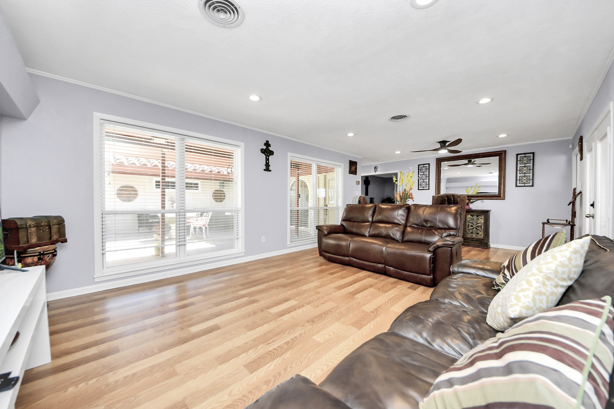 142 Wall Street Property Photo 5