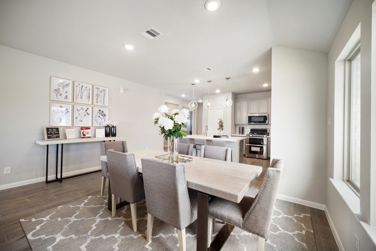 3208 White Sycamore Court Property Photo 4
