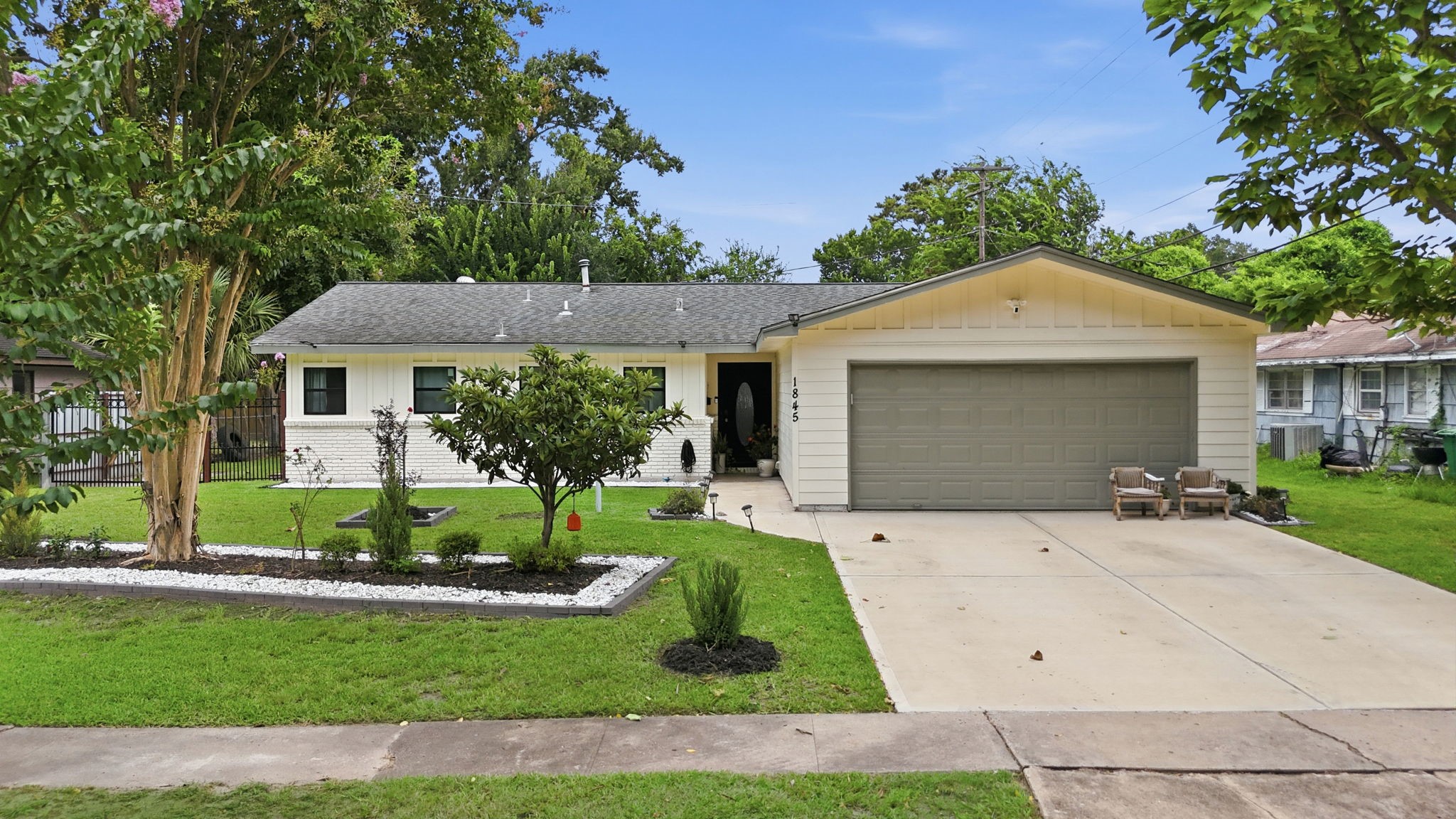 1845 Westcrest Drive Property Photo 1