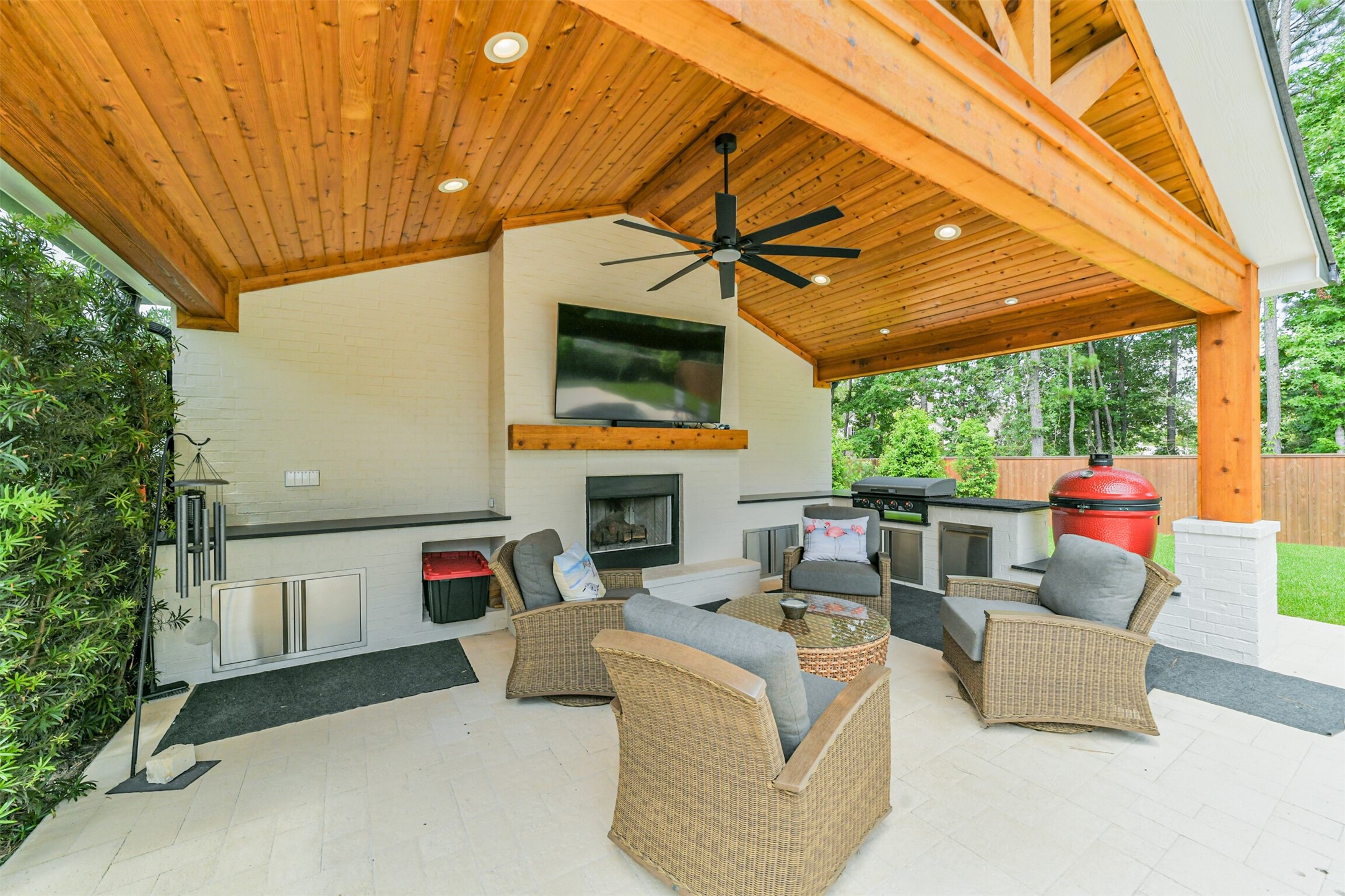 145 Sweeping Valley Drive Property Photo 34