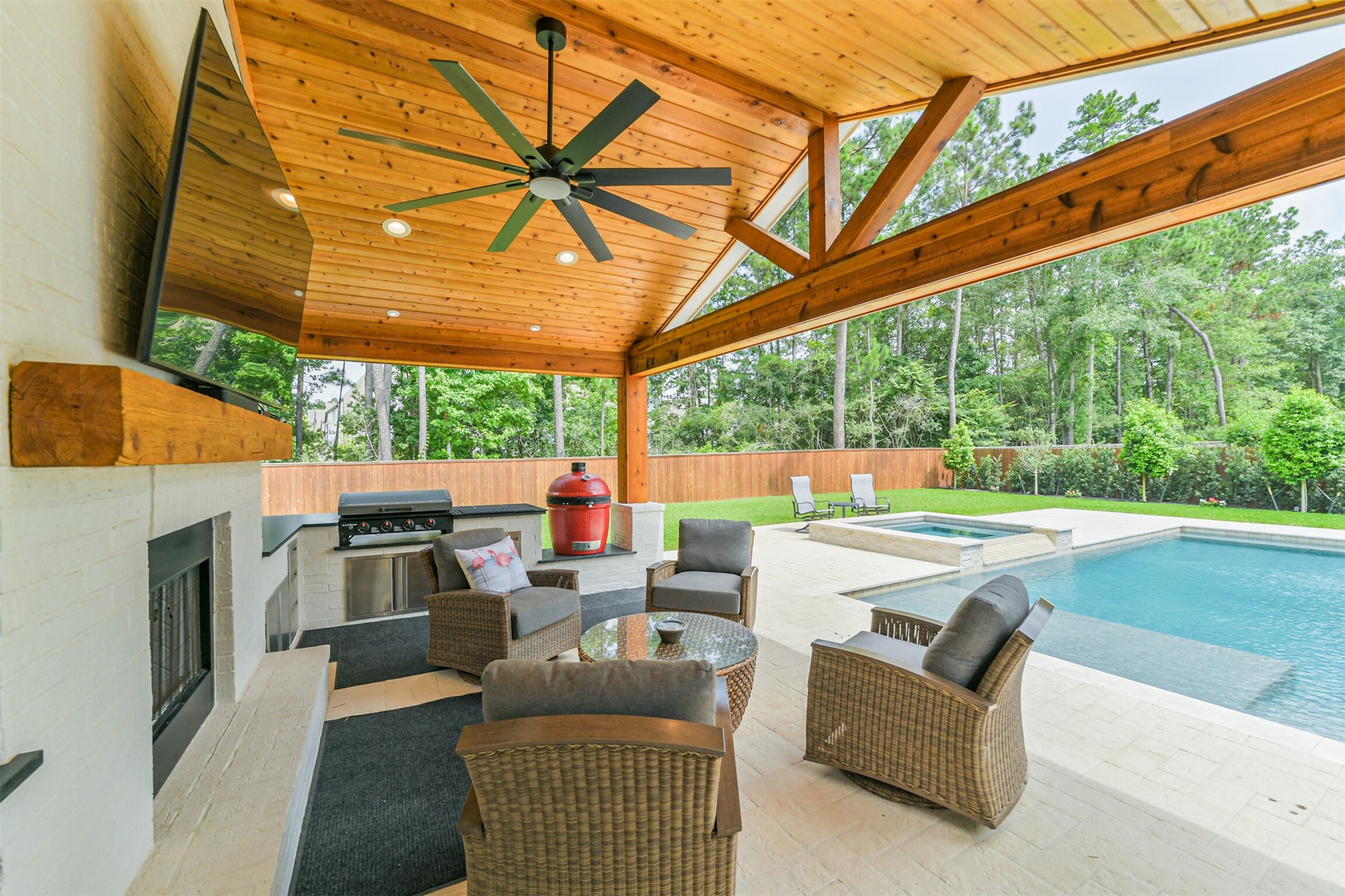 145 Sweeping Valley Drive Property Photo 35