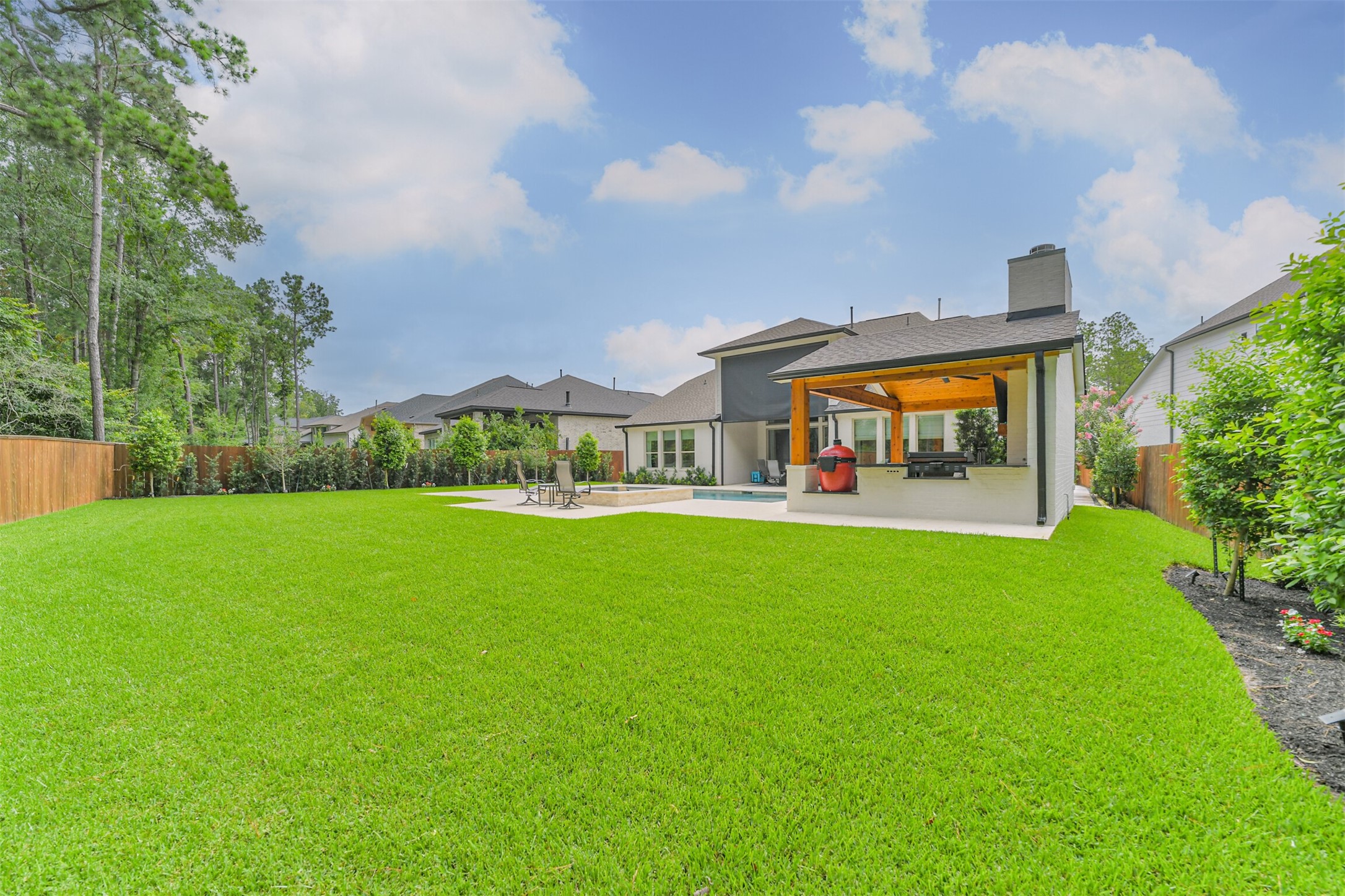 145 Sweeping Valley Drive Property Photo 37