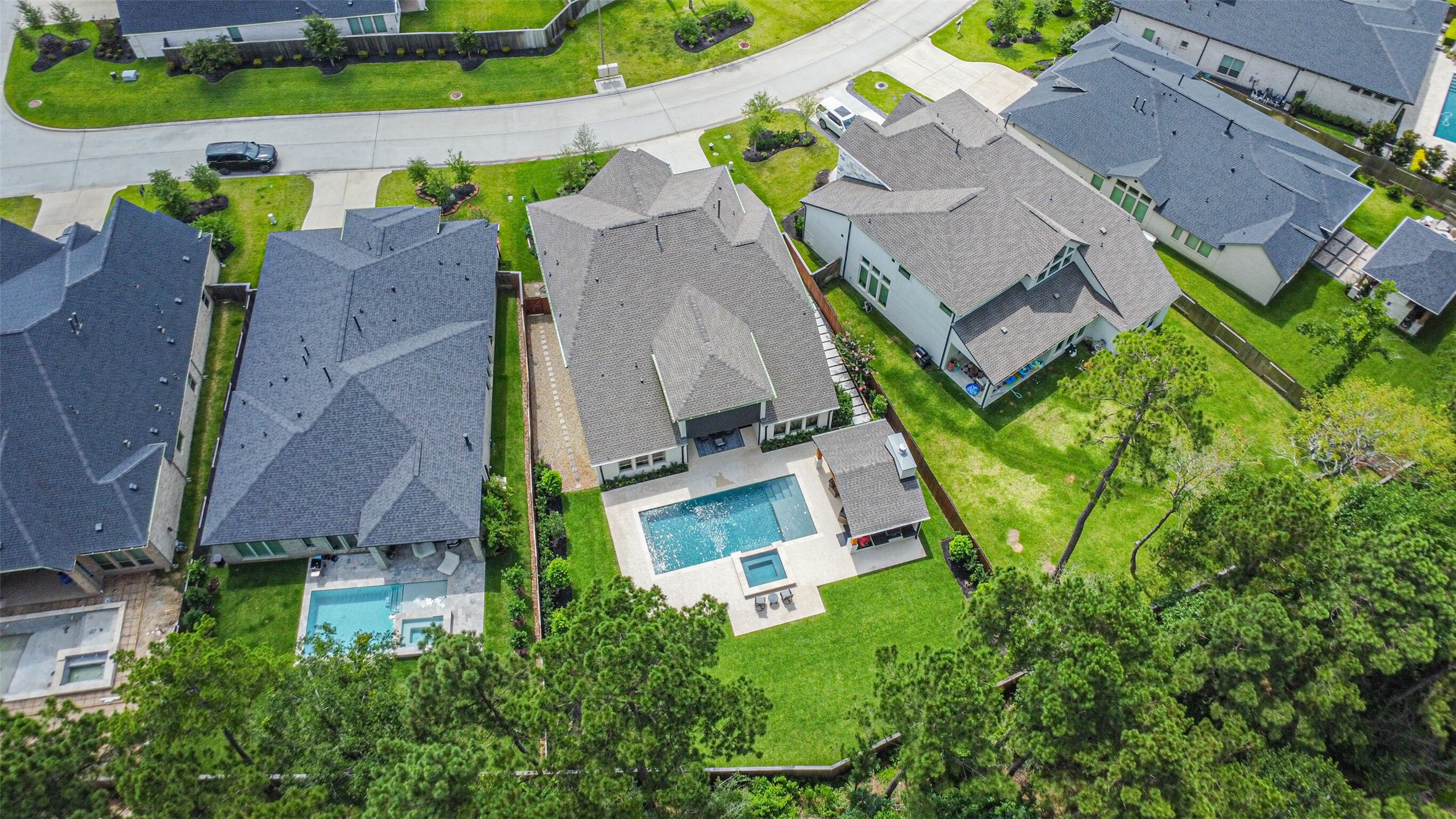 145 Sweeping Valley Drive Property Photo 40