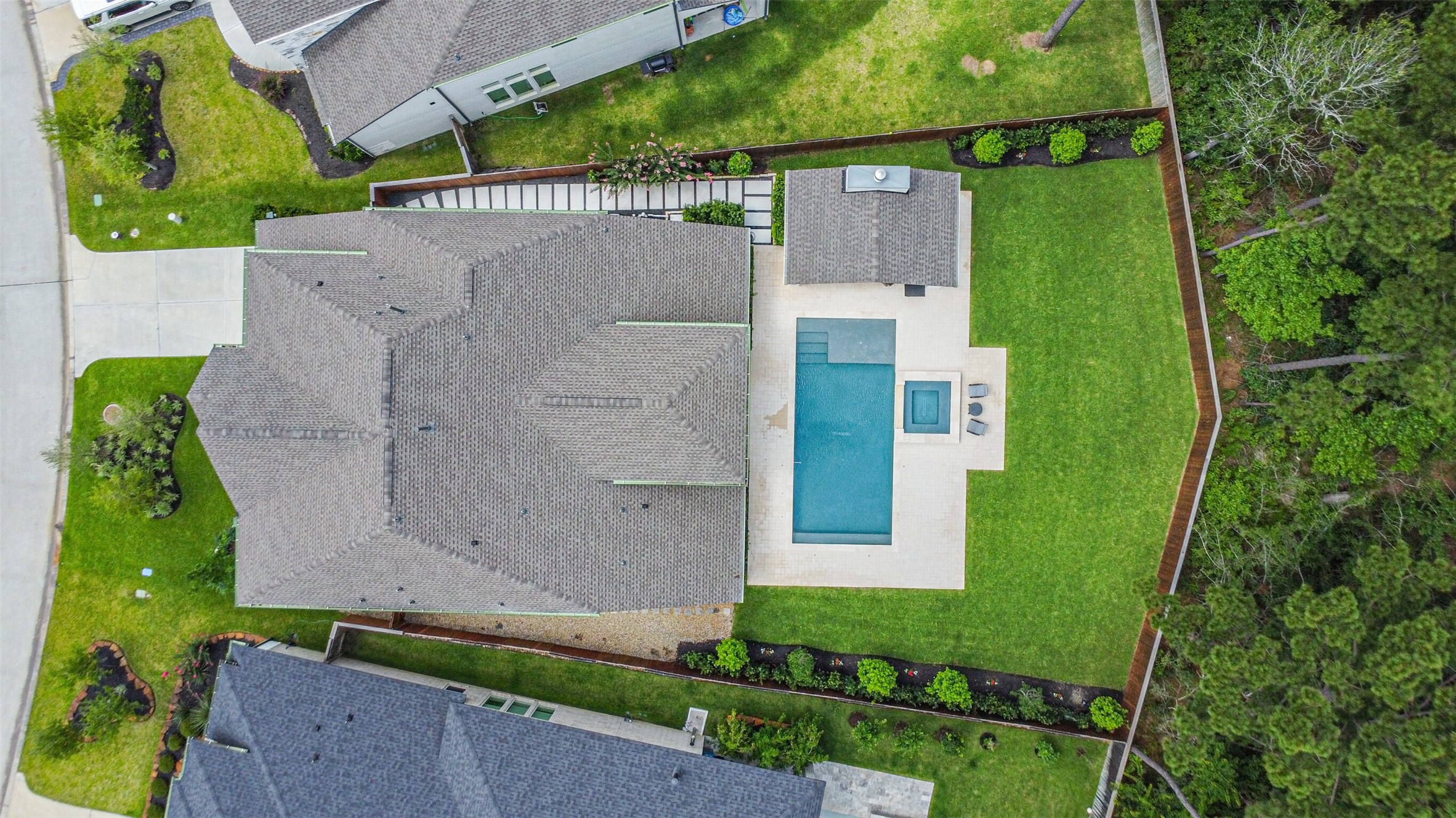 145 Sweeping Valley Drive Property Photo 41
