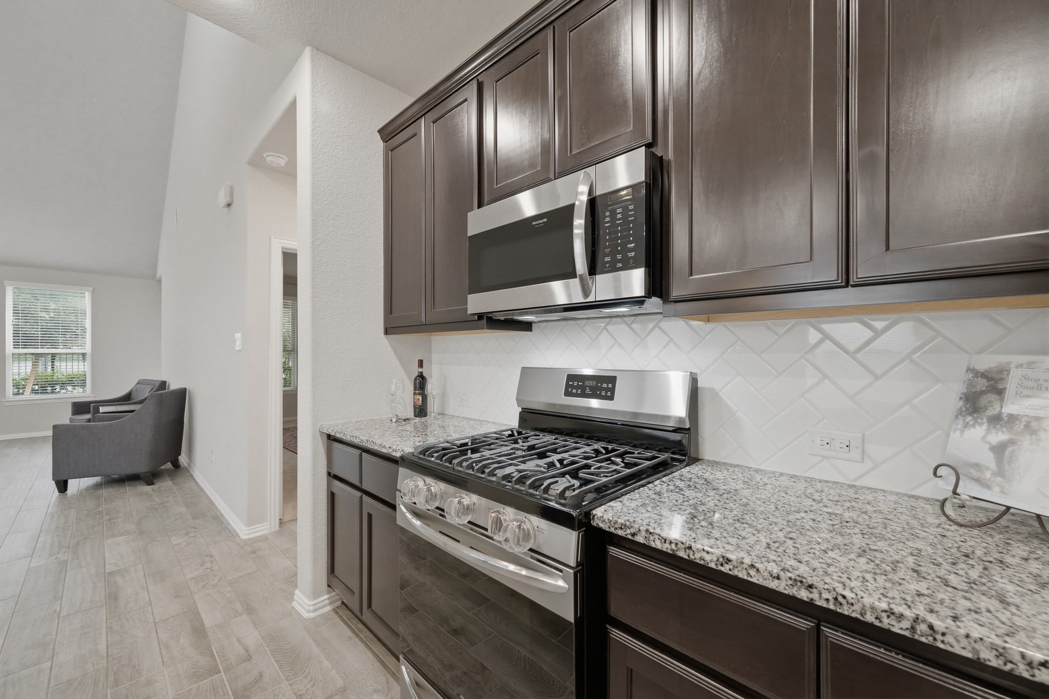 10602 Wagner Street Property Photo 13