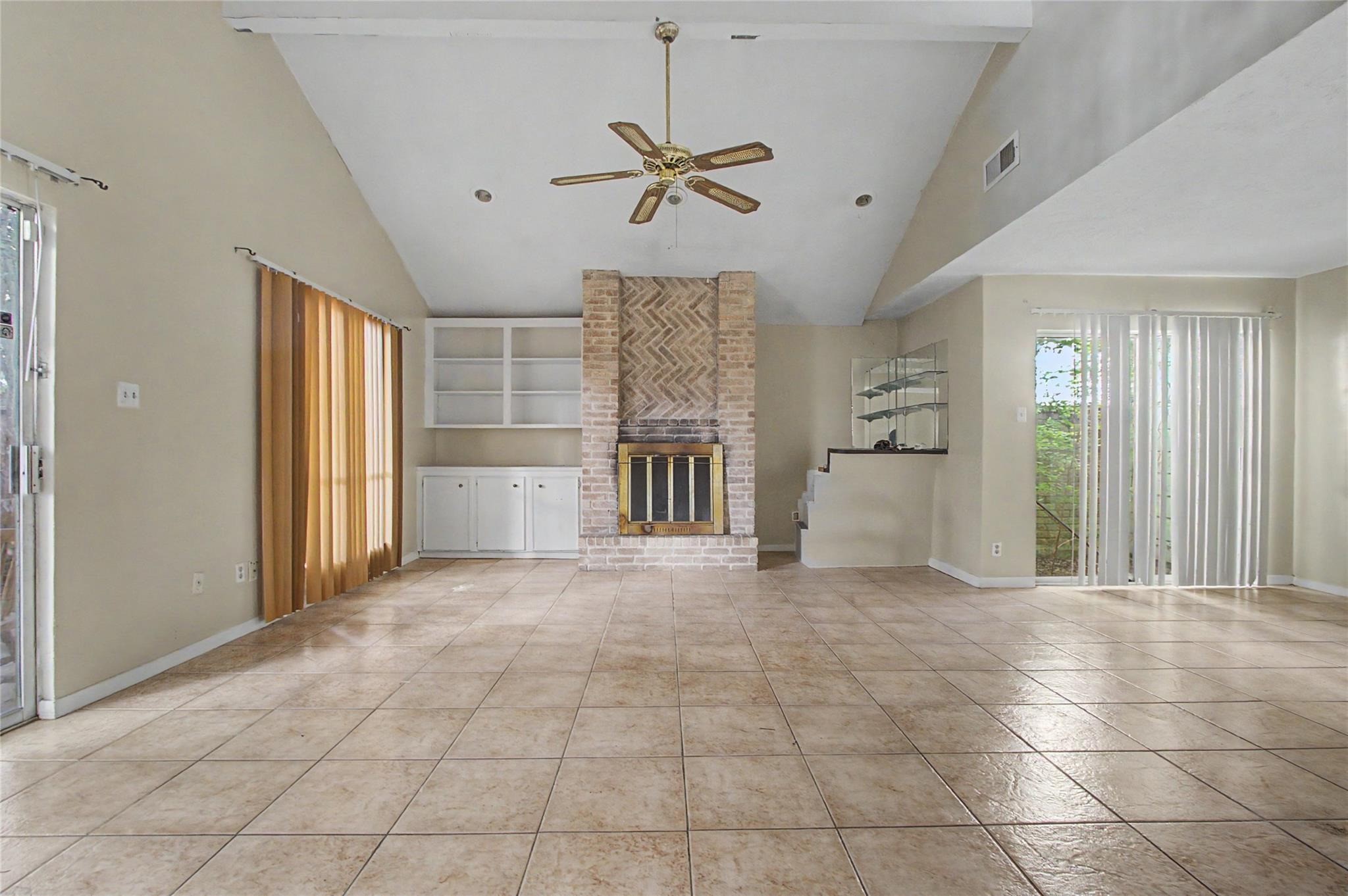 13119 Hollowcreek Park Drive Property Photo 6