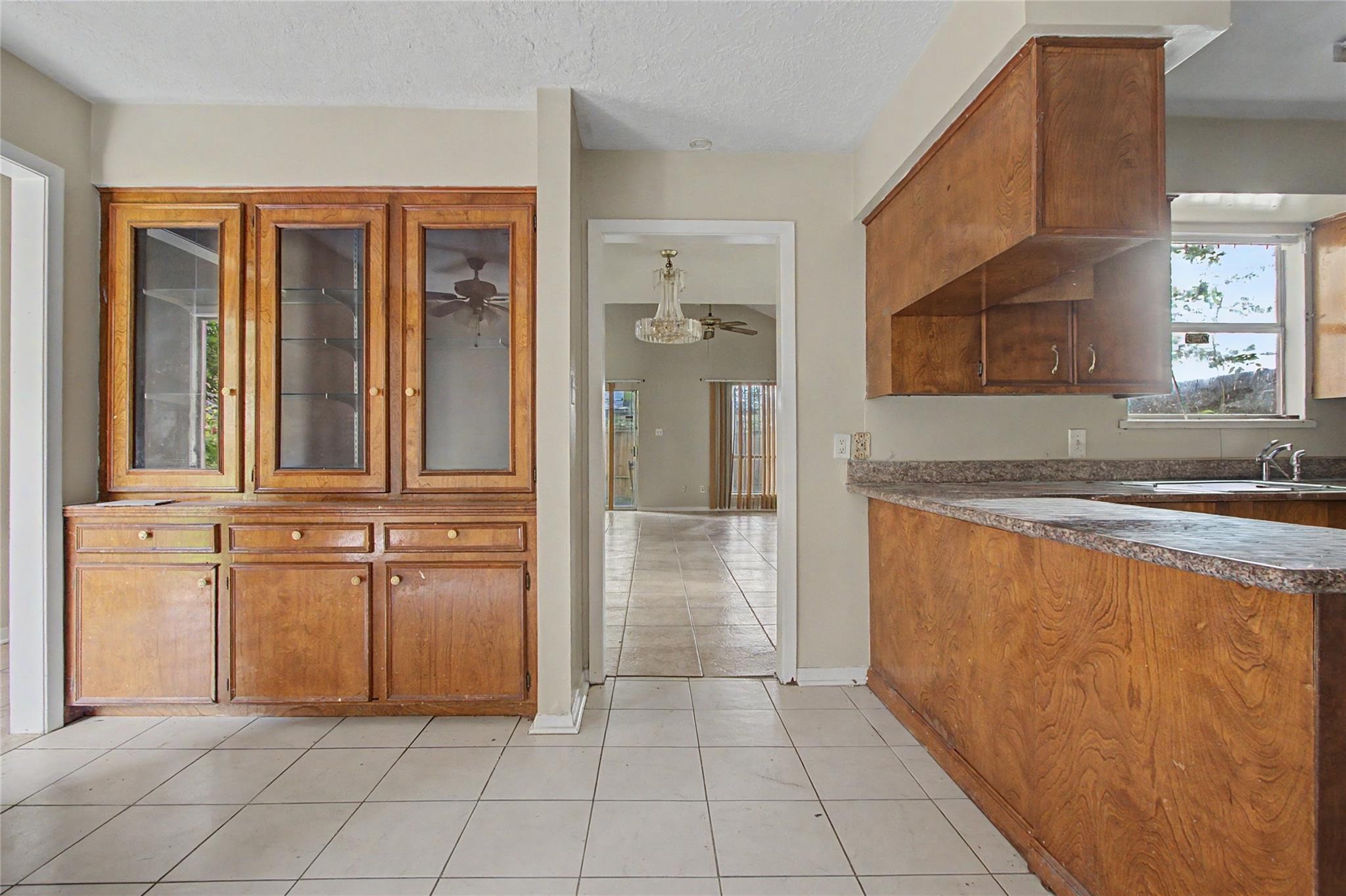 13119 Hollowcreek Park Drive Property Photo 9