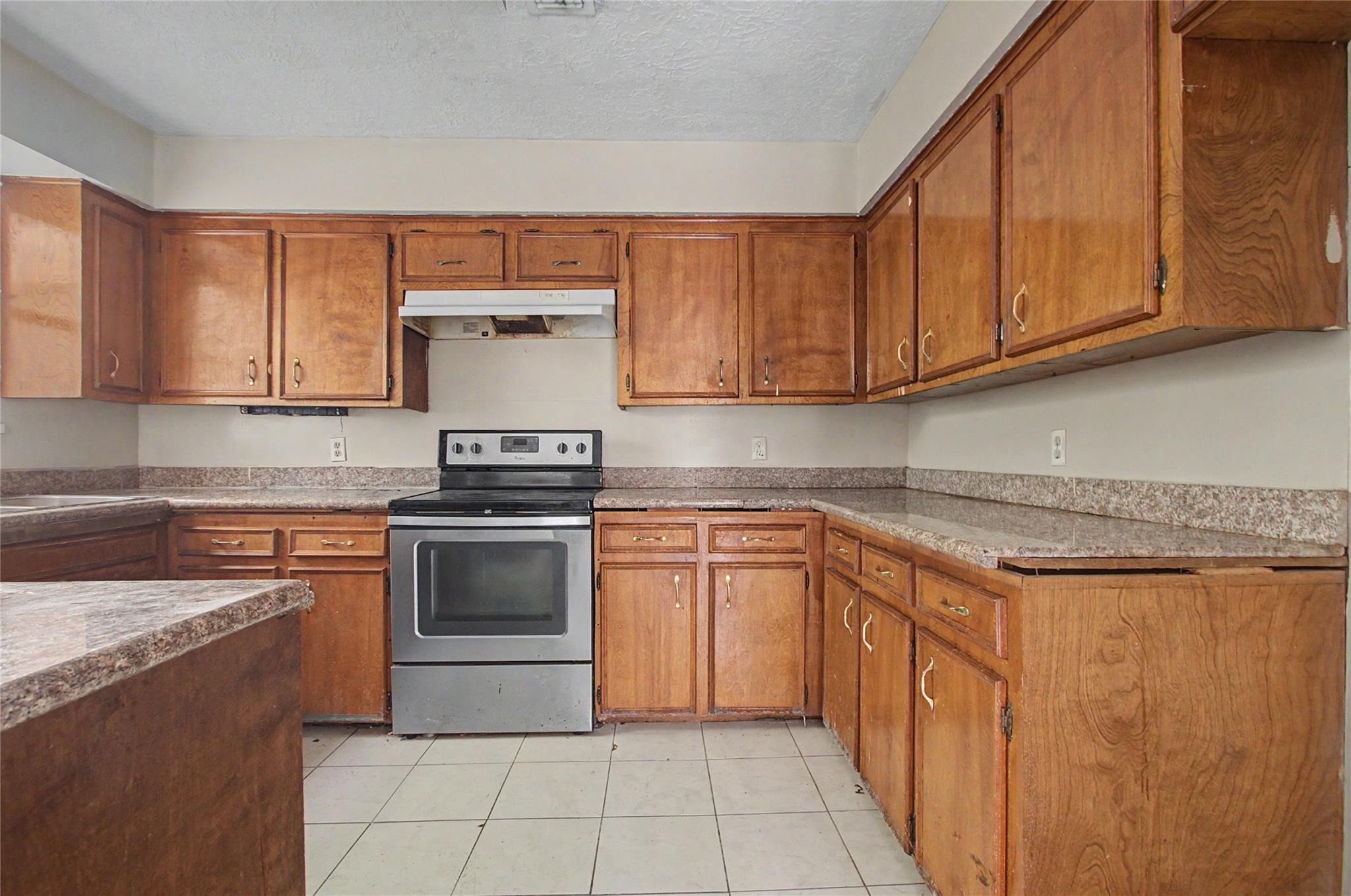 13119 Hollowcreek Park Drive Property Photo 11