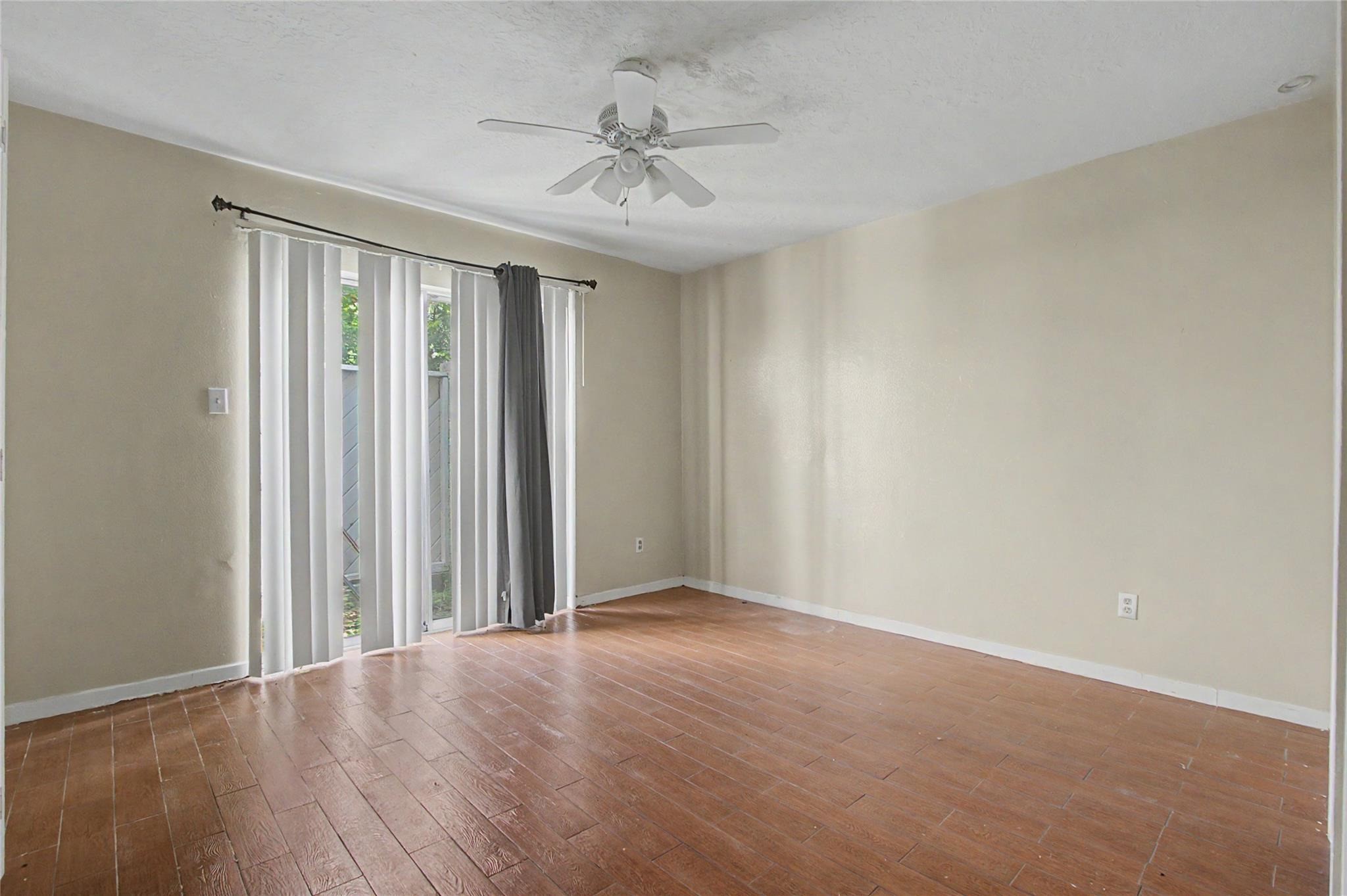 13119 Hollowcreek Park Drive Property Photo 15
