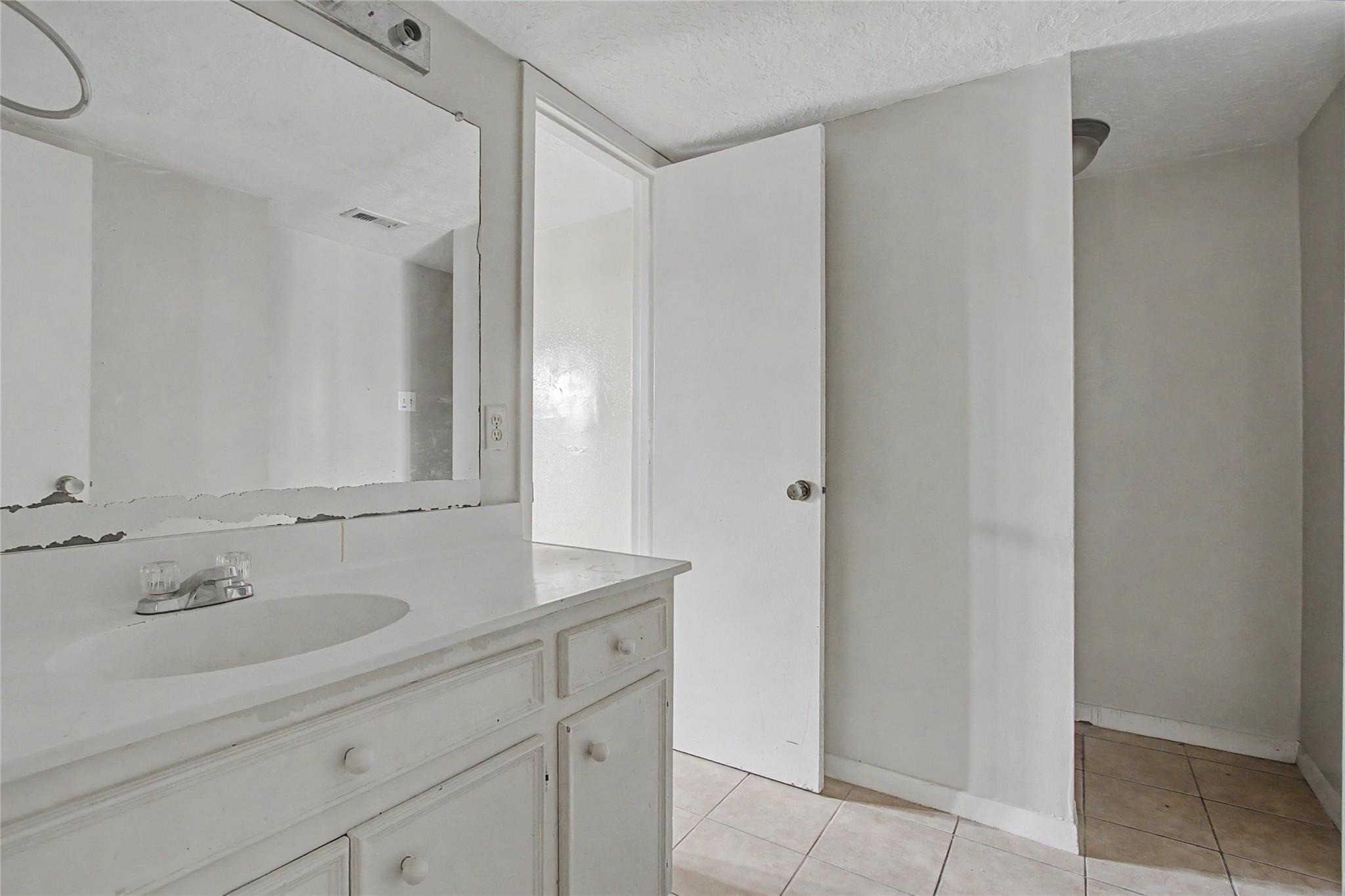 13119 Hollowcreek Park Drive Property Photo 16