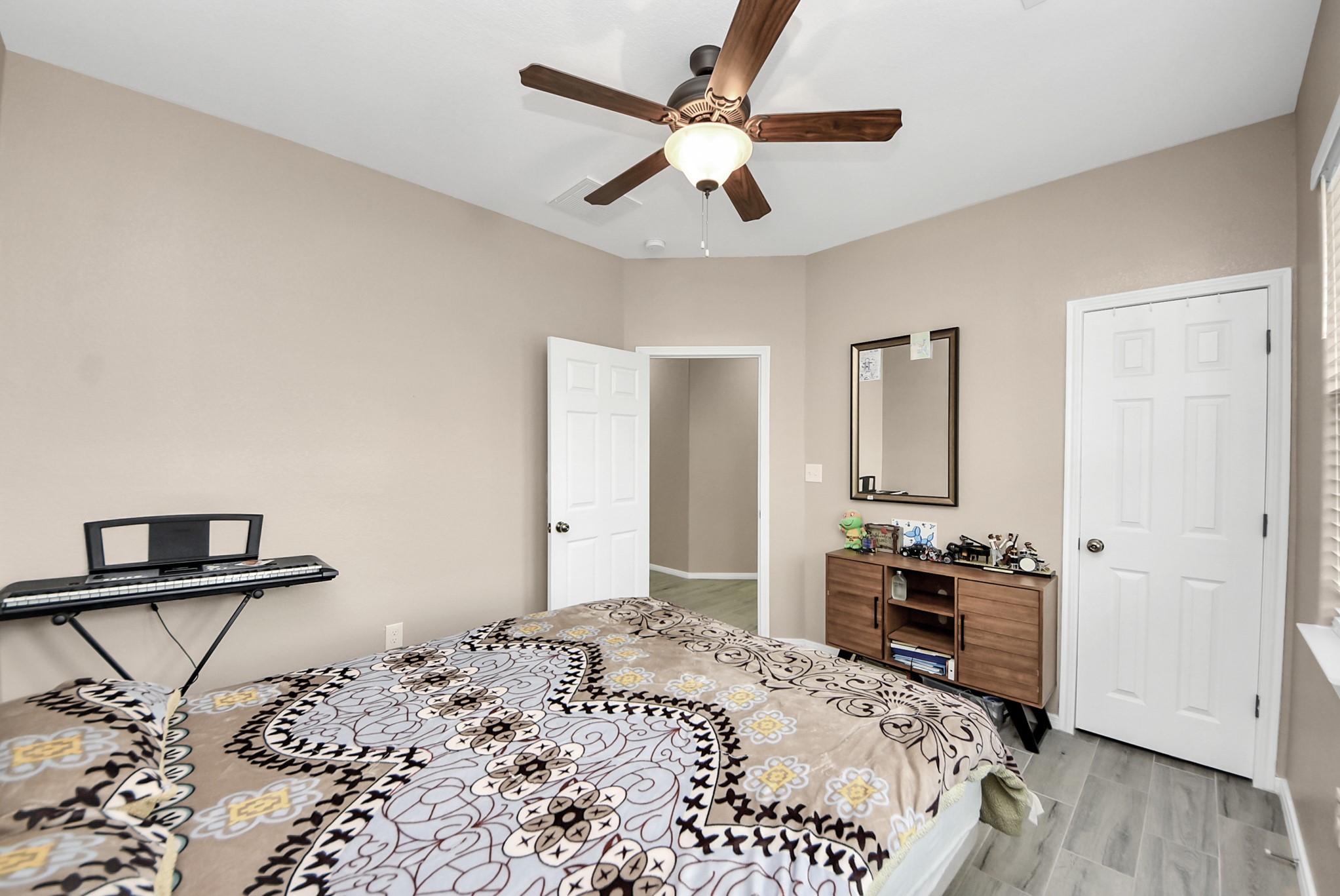 6543 Crestford Lane Property Photo 16