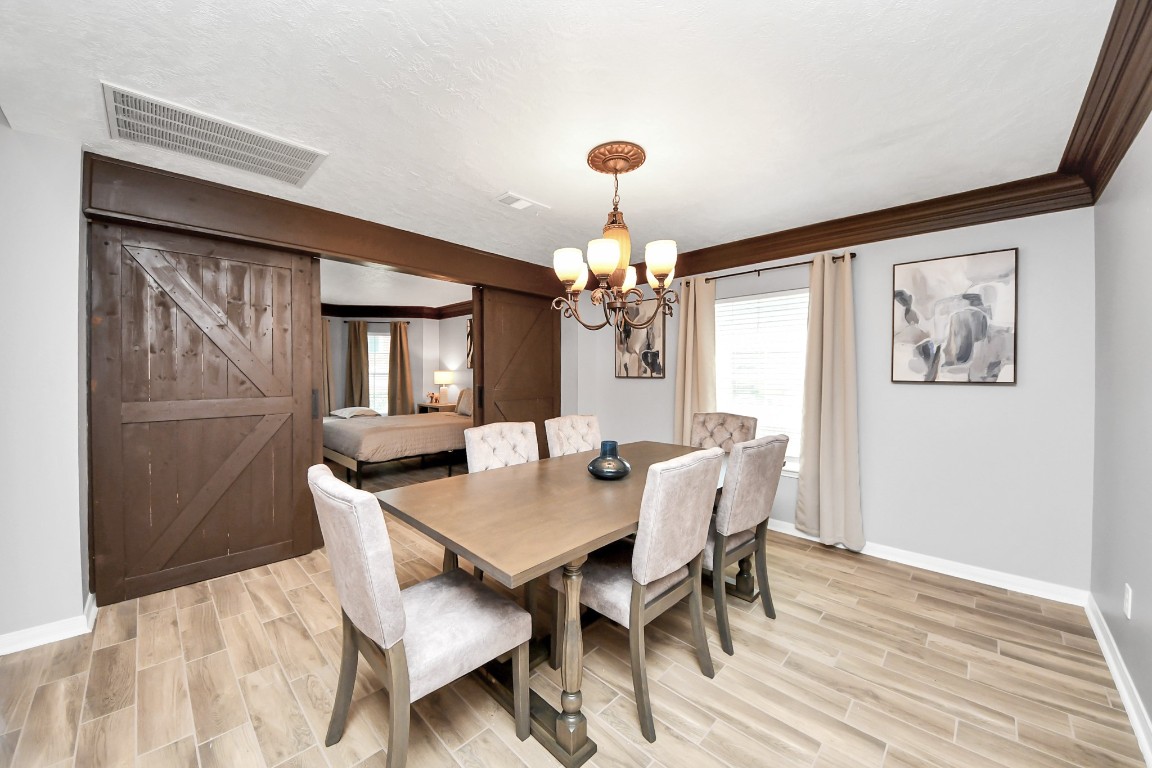 12711 Laurel Bank Way Property Photo 16