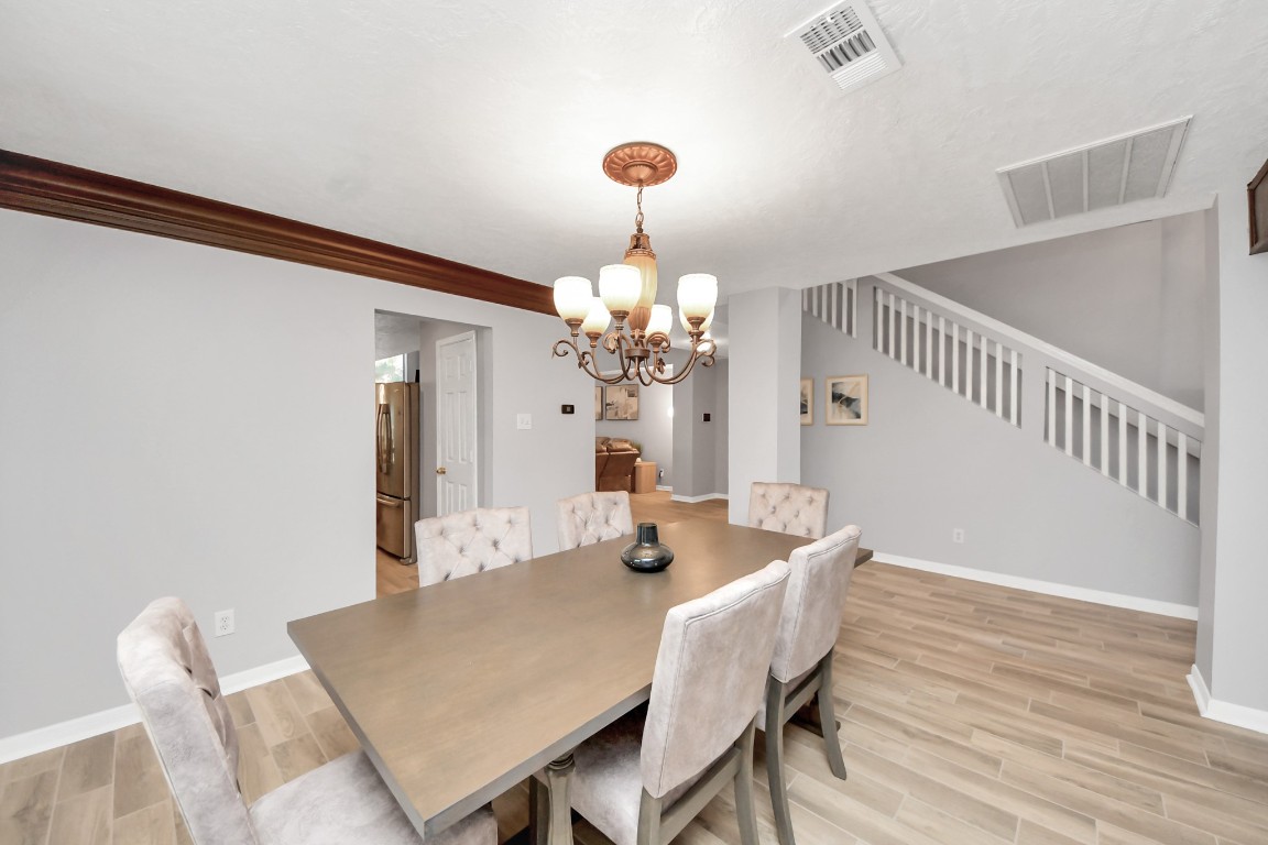 12711 Laurel Bank Way Property Photo 17