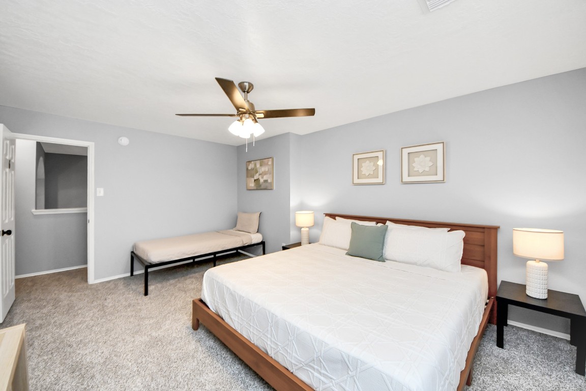 12711 Laurel Bank Way Property Photo 33