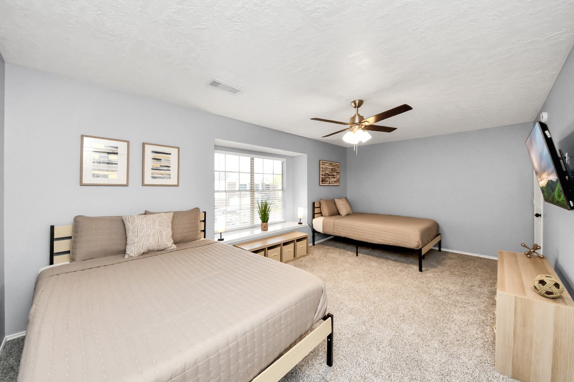 12711 Laurel Bank Way Property Photo 34
