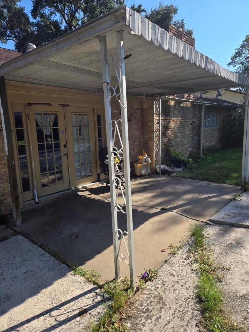 5811 Ludington Drive Property Photo 6