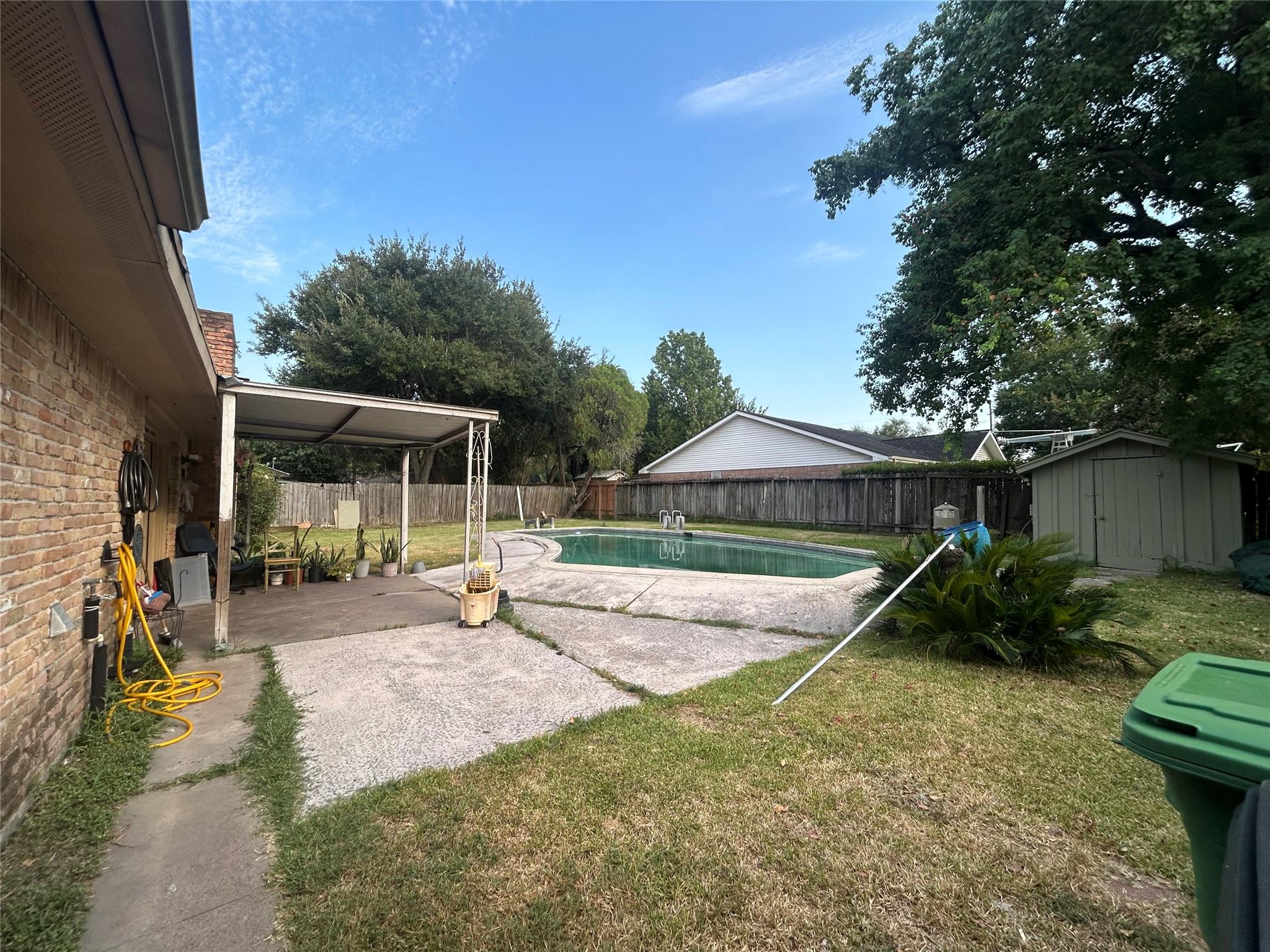 5811 Ludington Drive Property Photo 7
