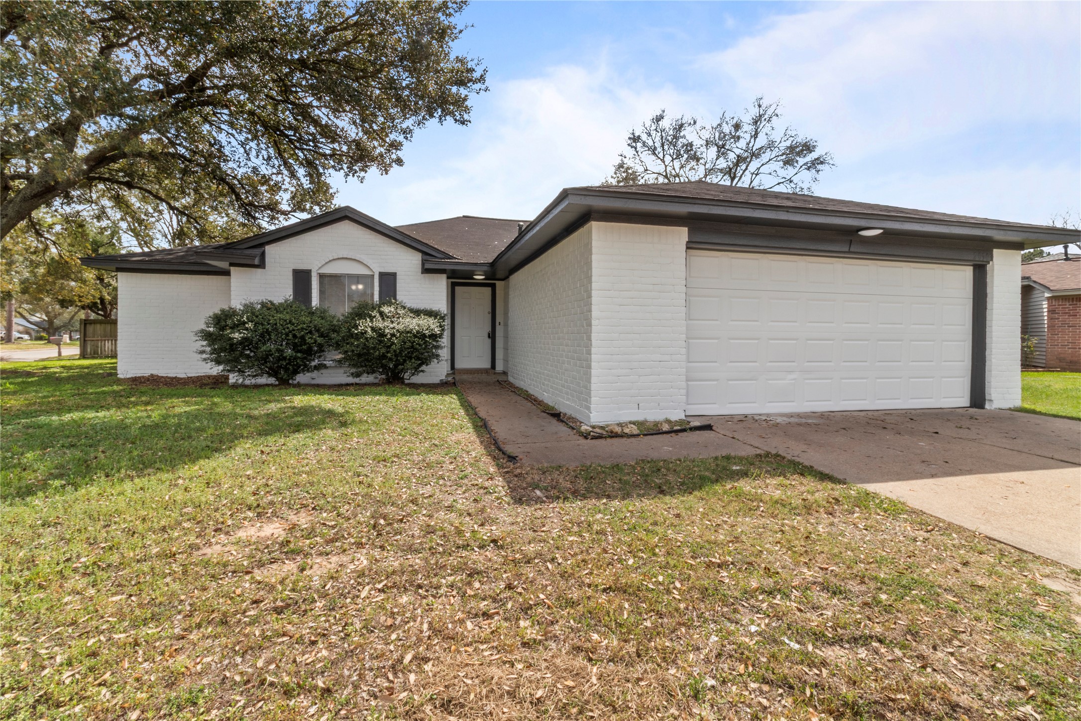 20903 Union Park Drive Property Photo 3