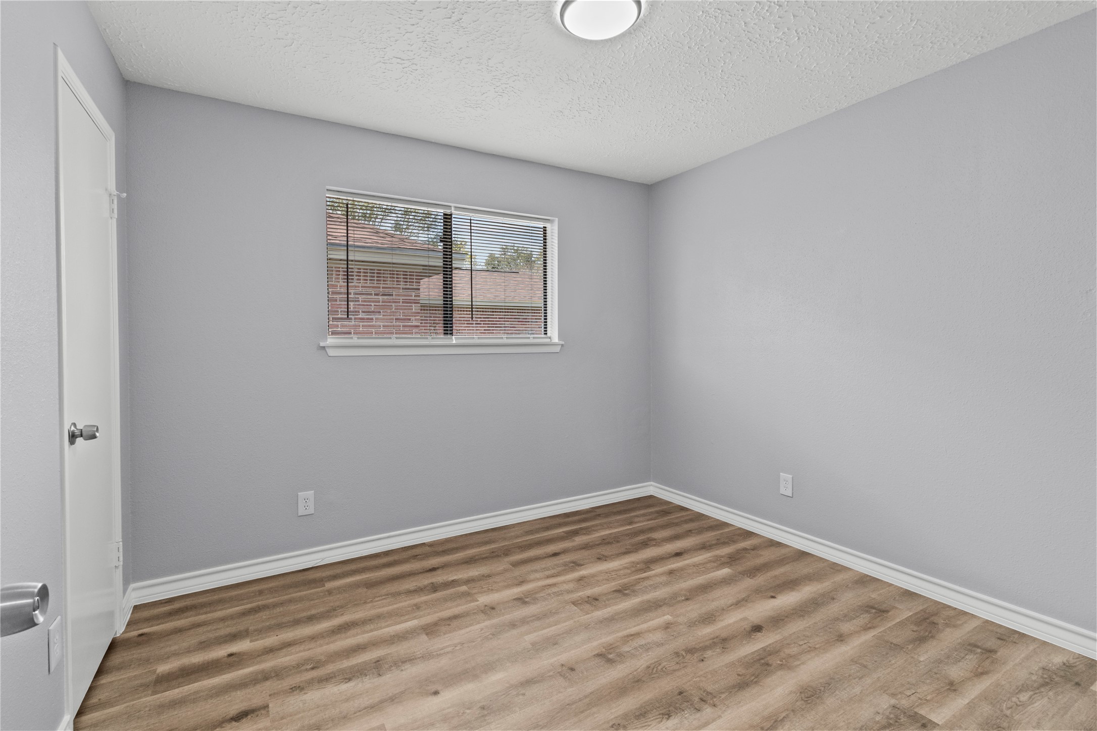 20903 Union Park Drive Property Photo 15