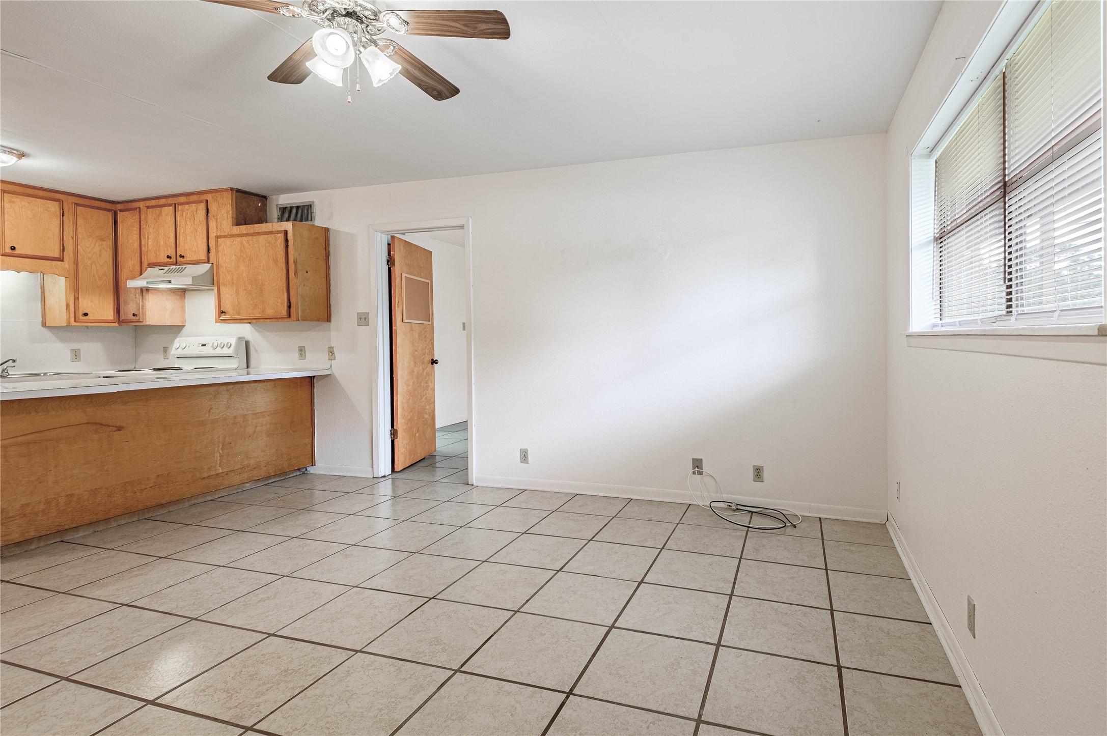 120 Mcadams Lane G Property Photo 2