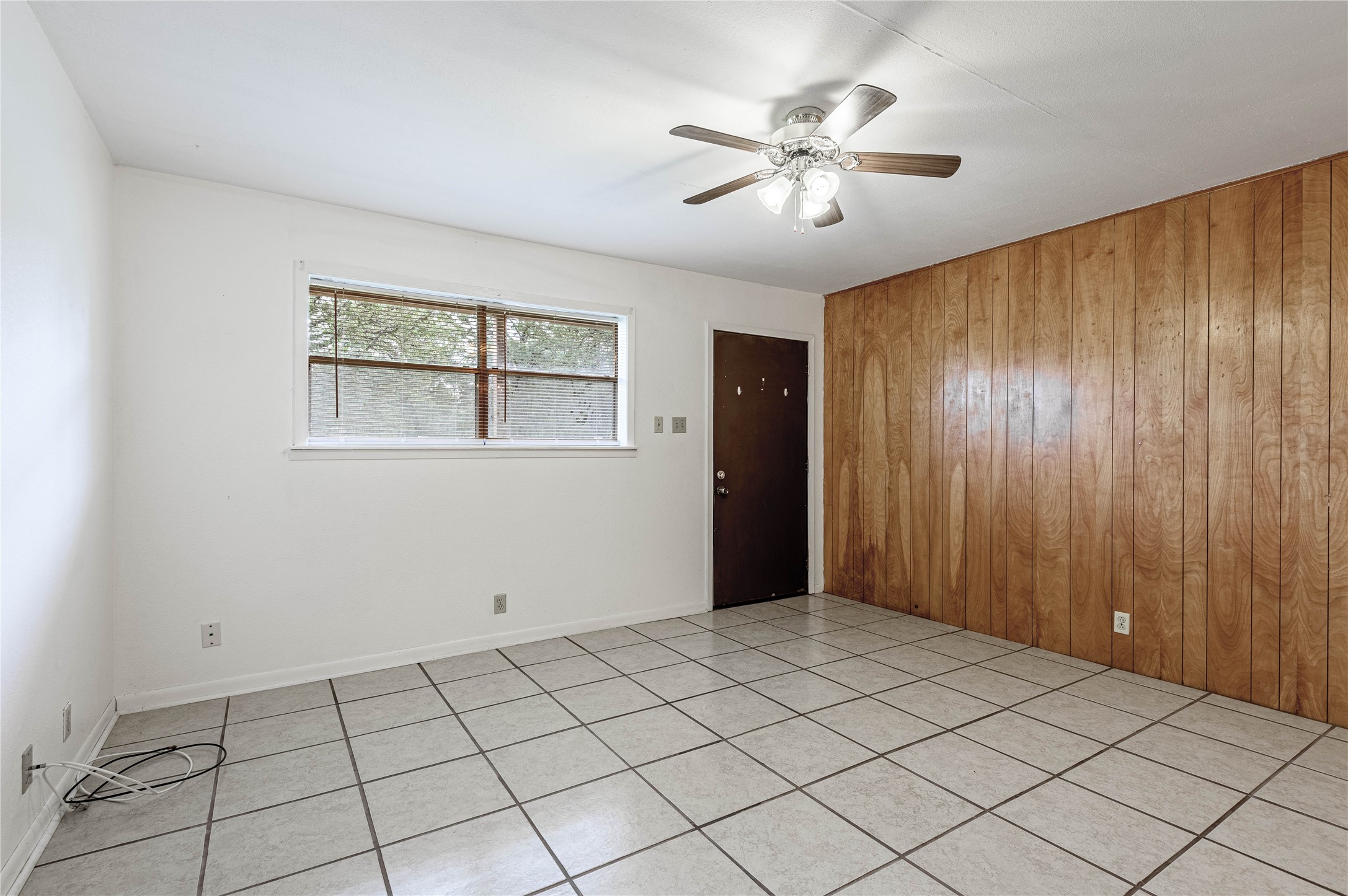 120 Mcadams Lane G Property Photo 4
