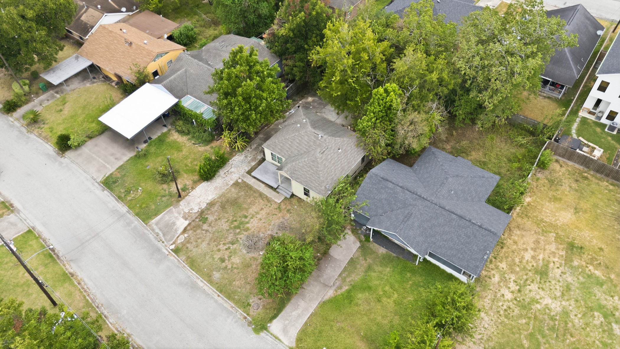3525 Dreyfus Street Property Photo 7