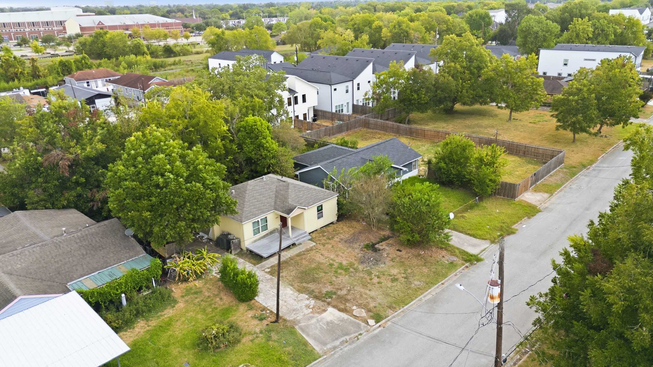 3525 Dreyfus Street Property Photo 14
