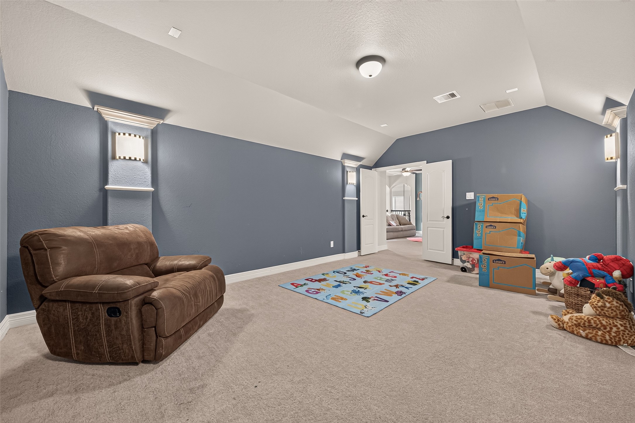 2907 Cooper Hawk Lane Property Photo 37