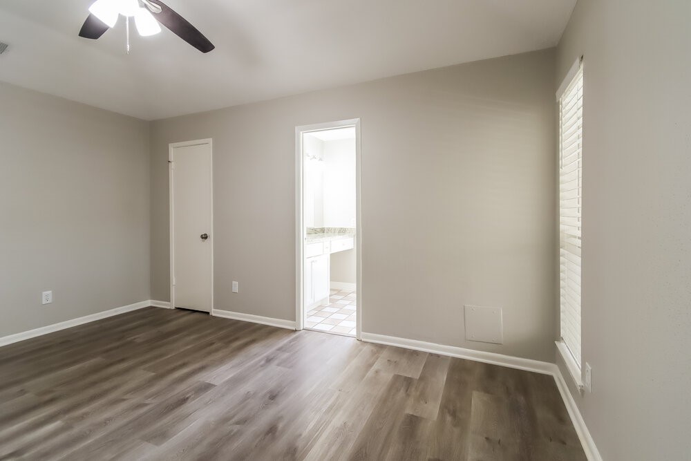 1235 Park Lane Property Photo 9