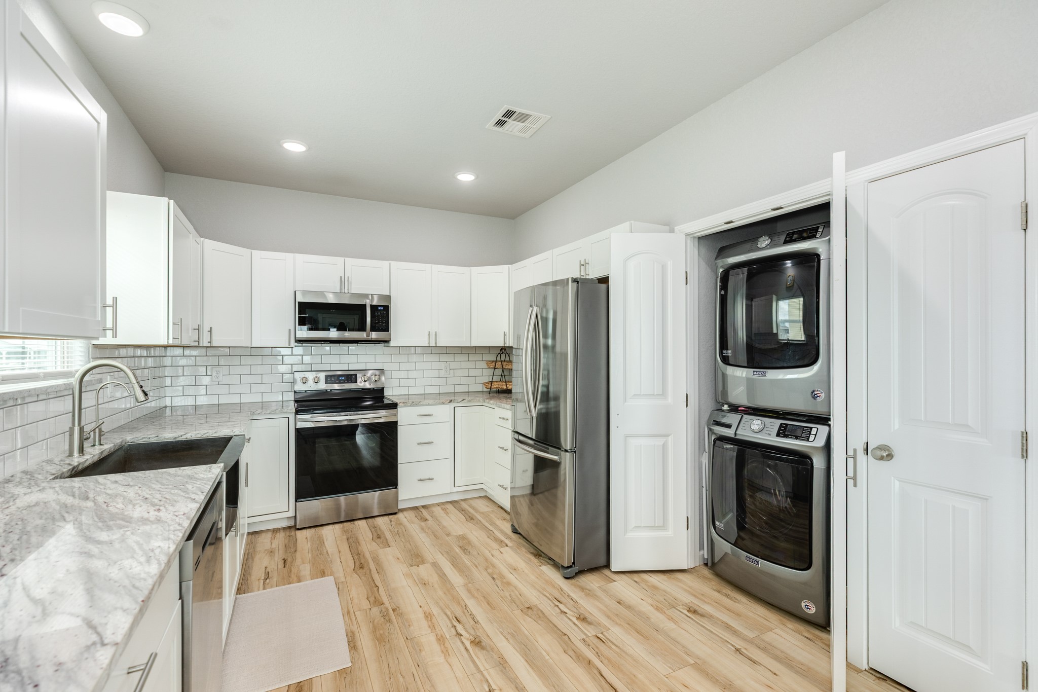 2938 Bluewater Highway Property Photo 11