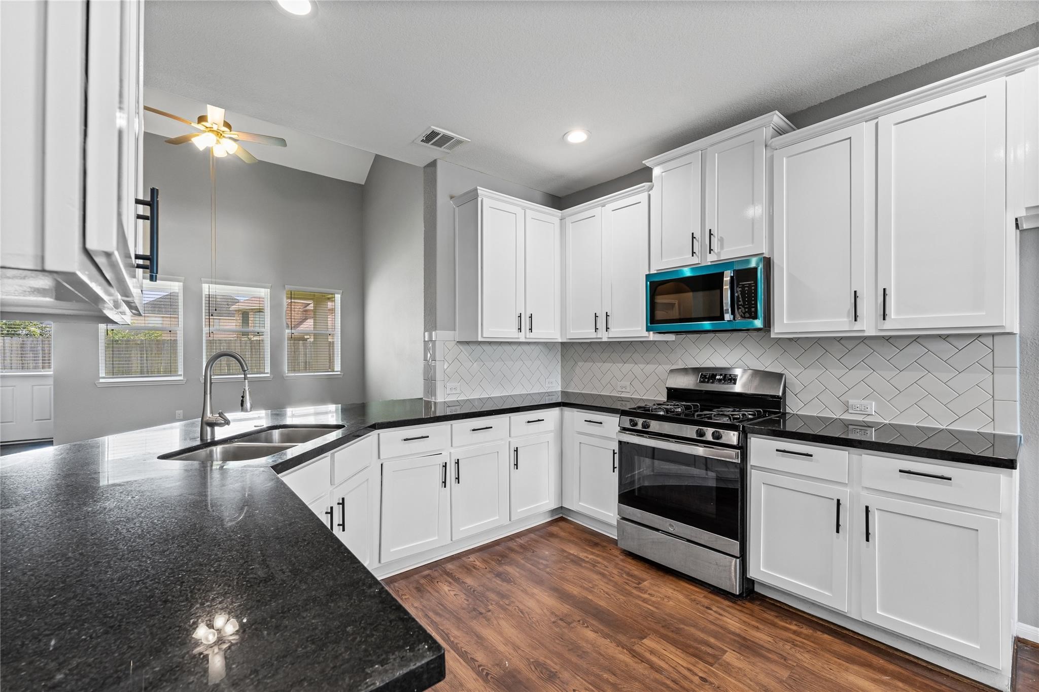 8946 Westfield Glen Court Property Photo 17