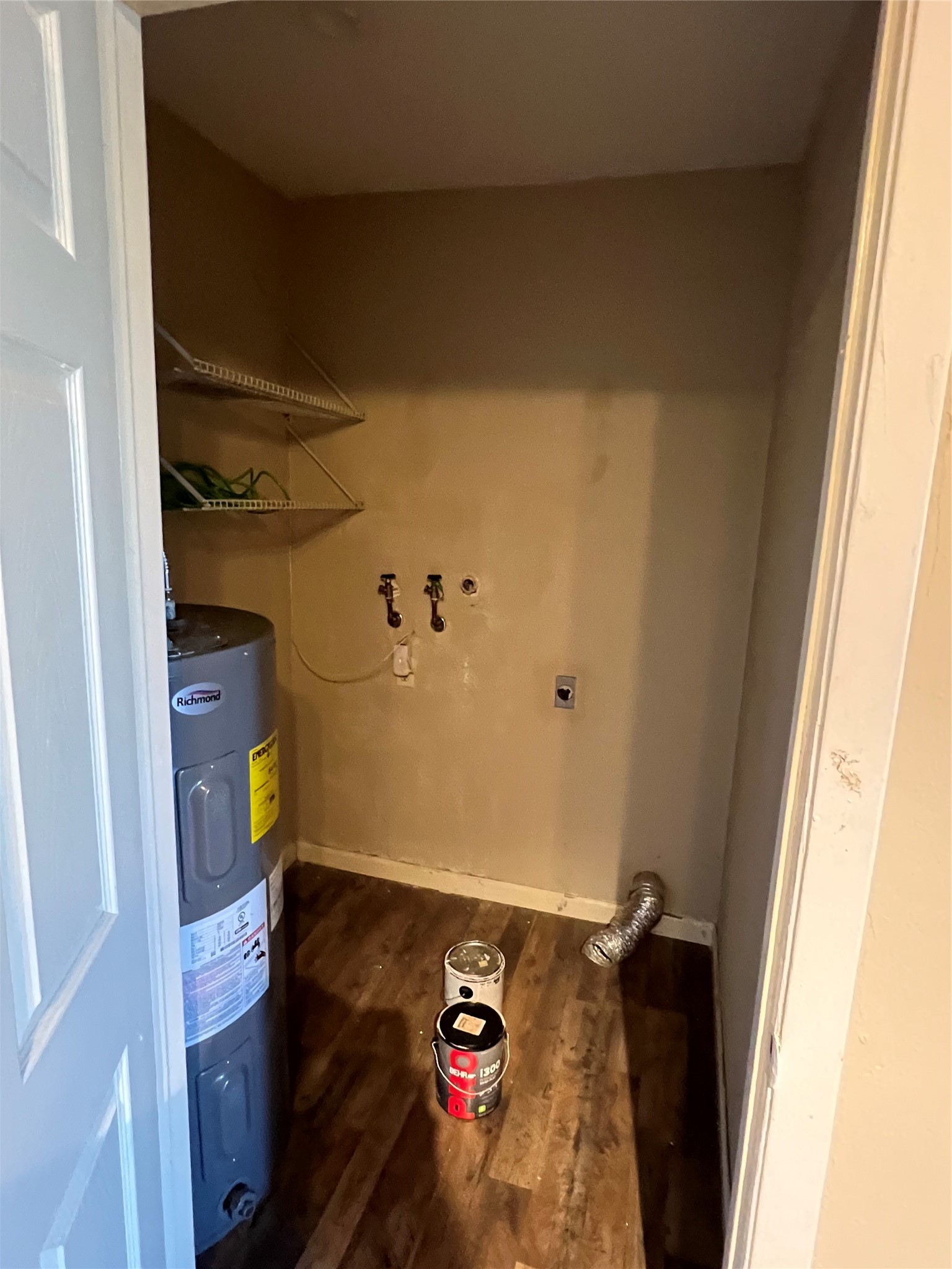 505 Palacios Street Property Photo 4