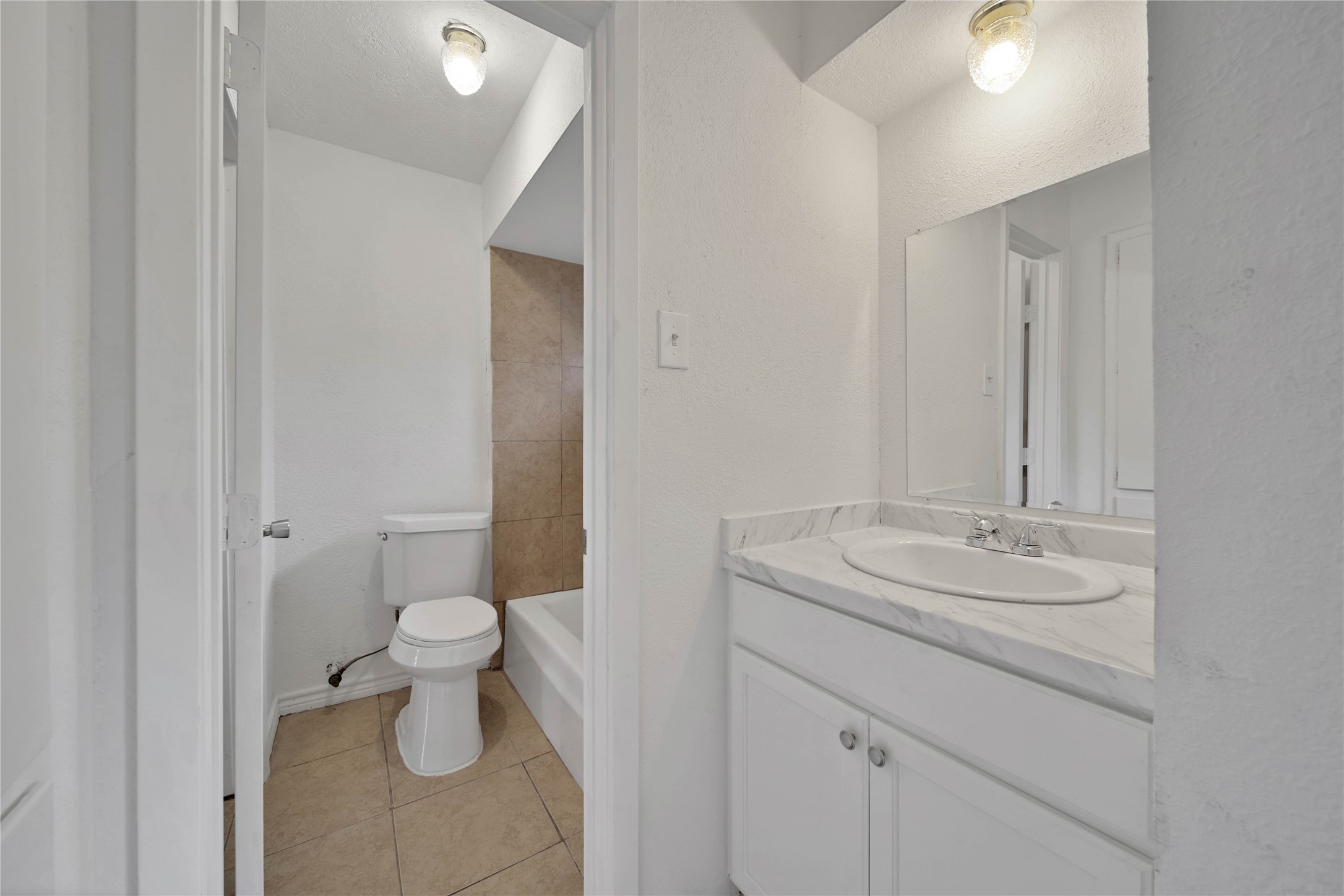 10006 Neuens Road 1 Property Photo 12