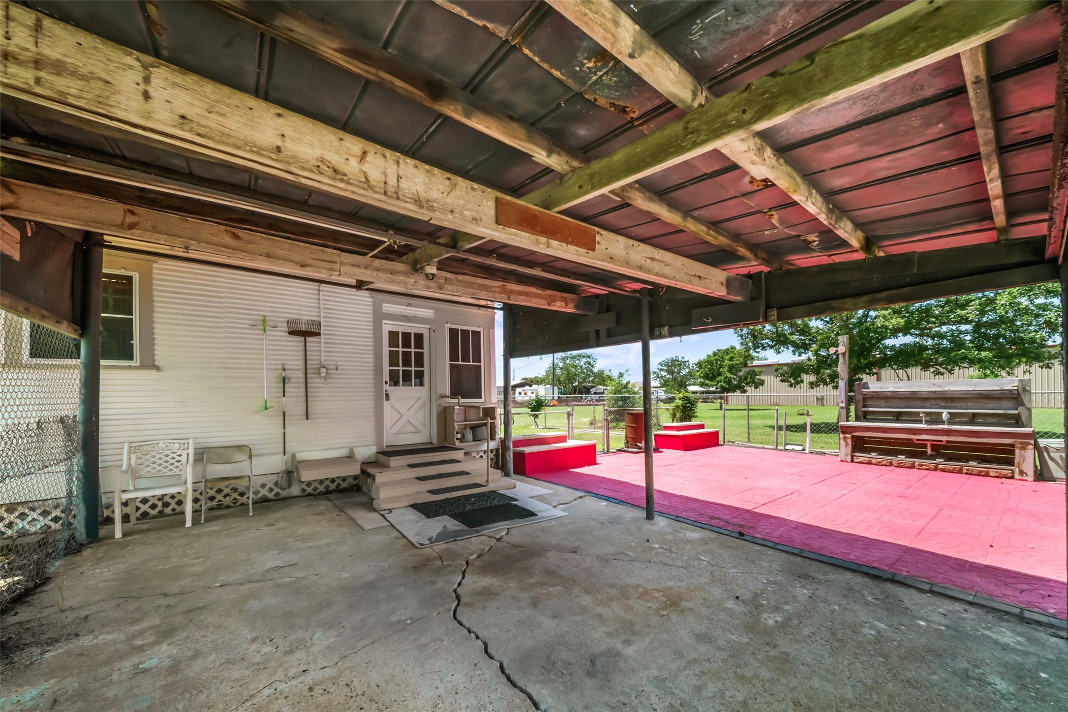 422 Caney Street Property Photo 20