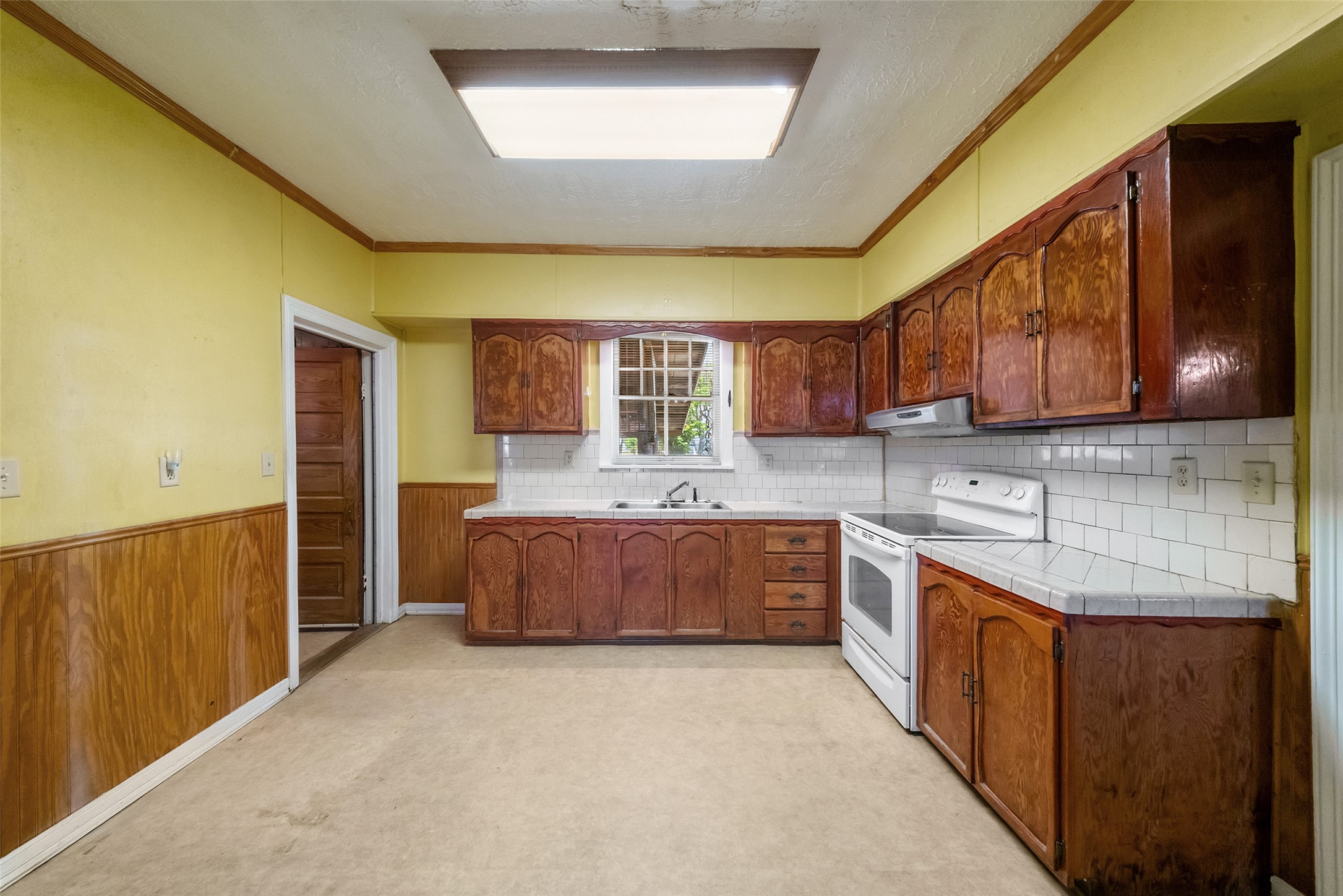 422 Caney Street Property Photo 23