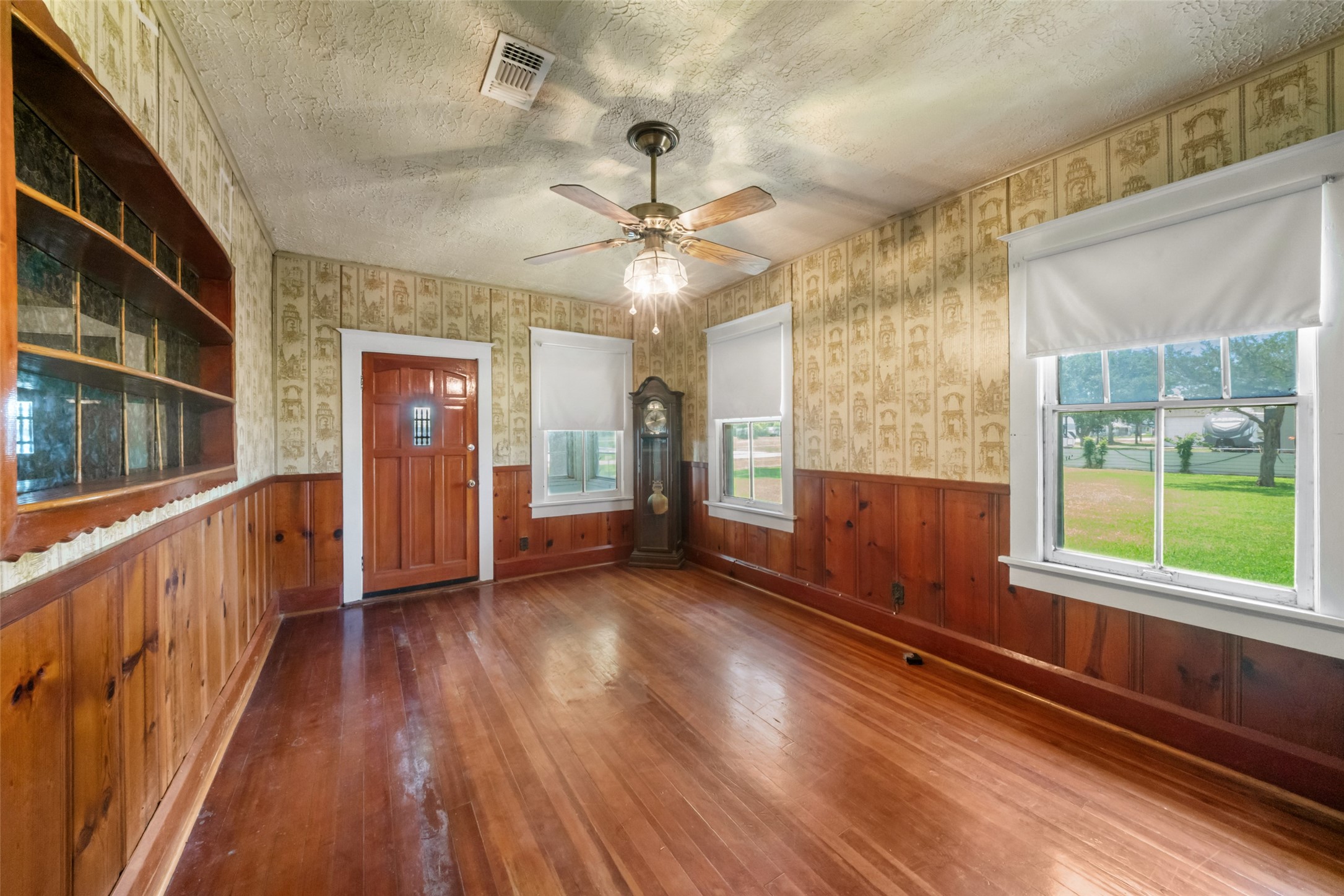 422 Caney Street Property Photo 30