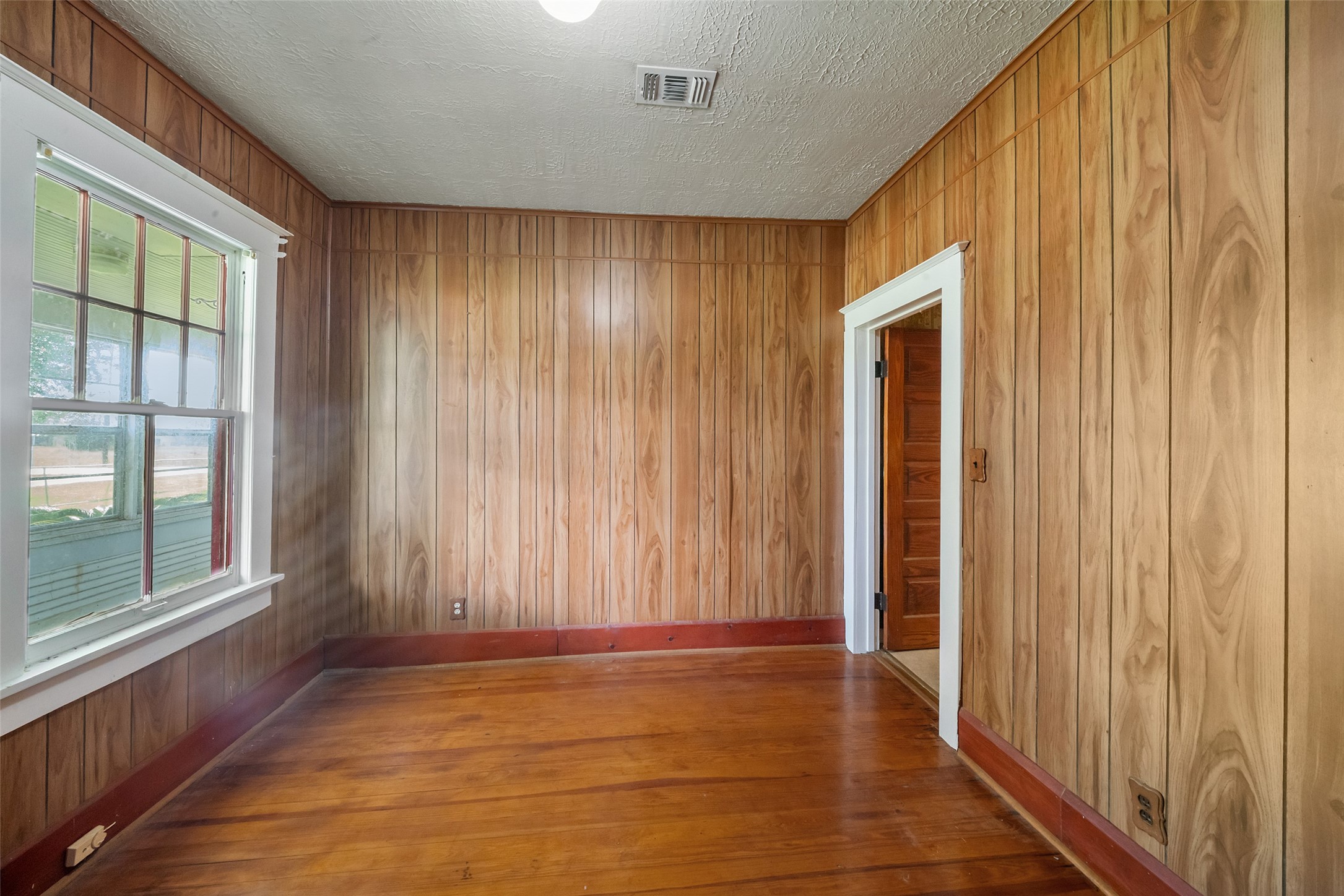 422 Caney Street Property Photo 35