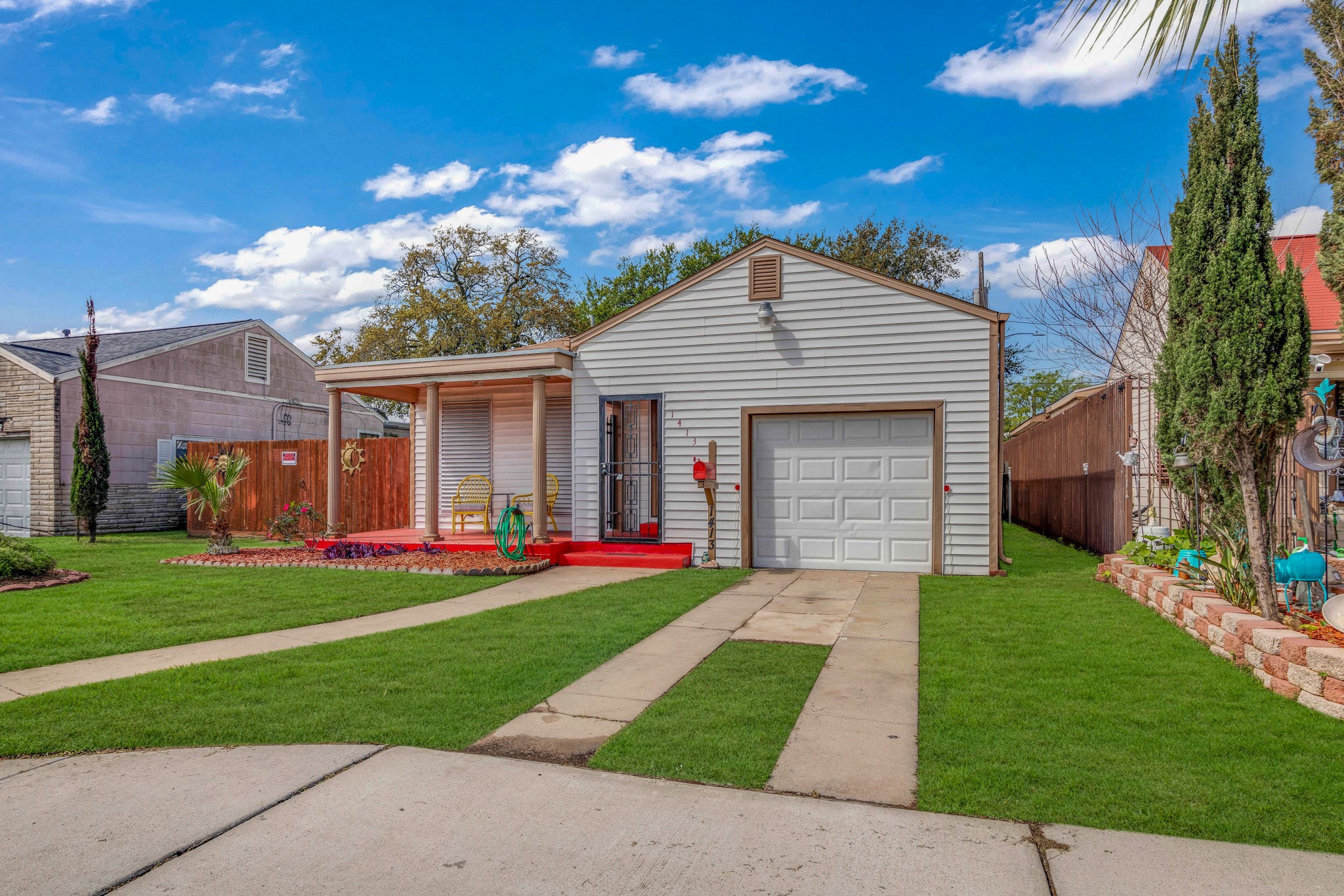 1413 53rd Street Property Photo 3