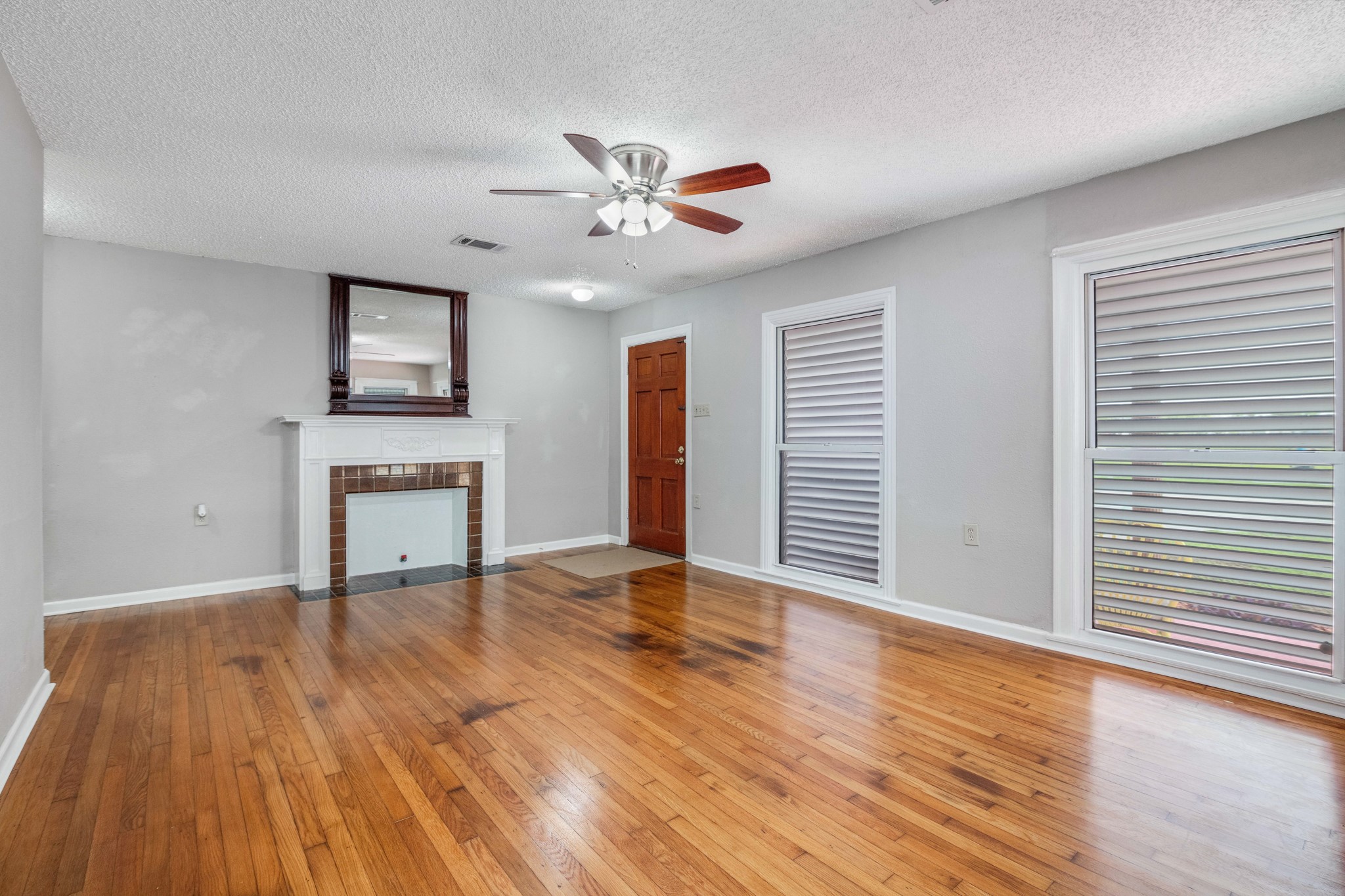 1413 53rd Street Property Photo 8