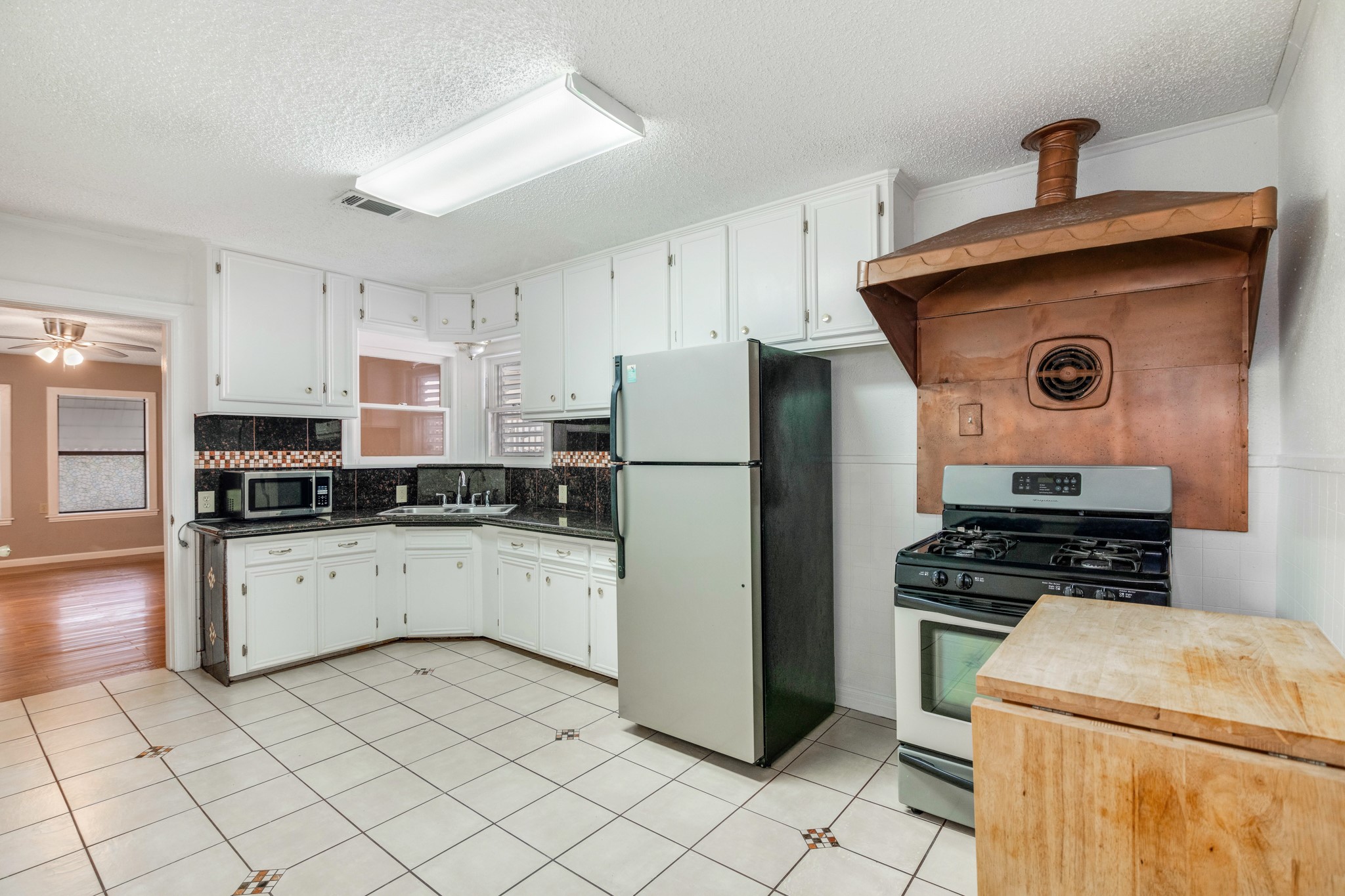 1413 53rd Street Property Photo 14