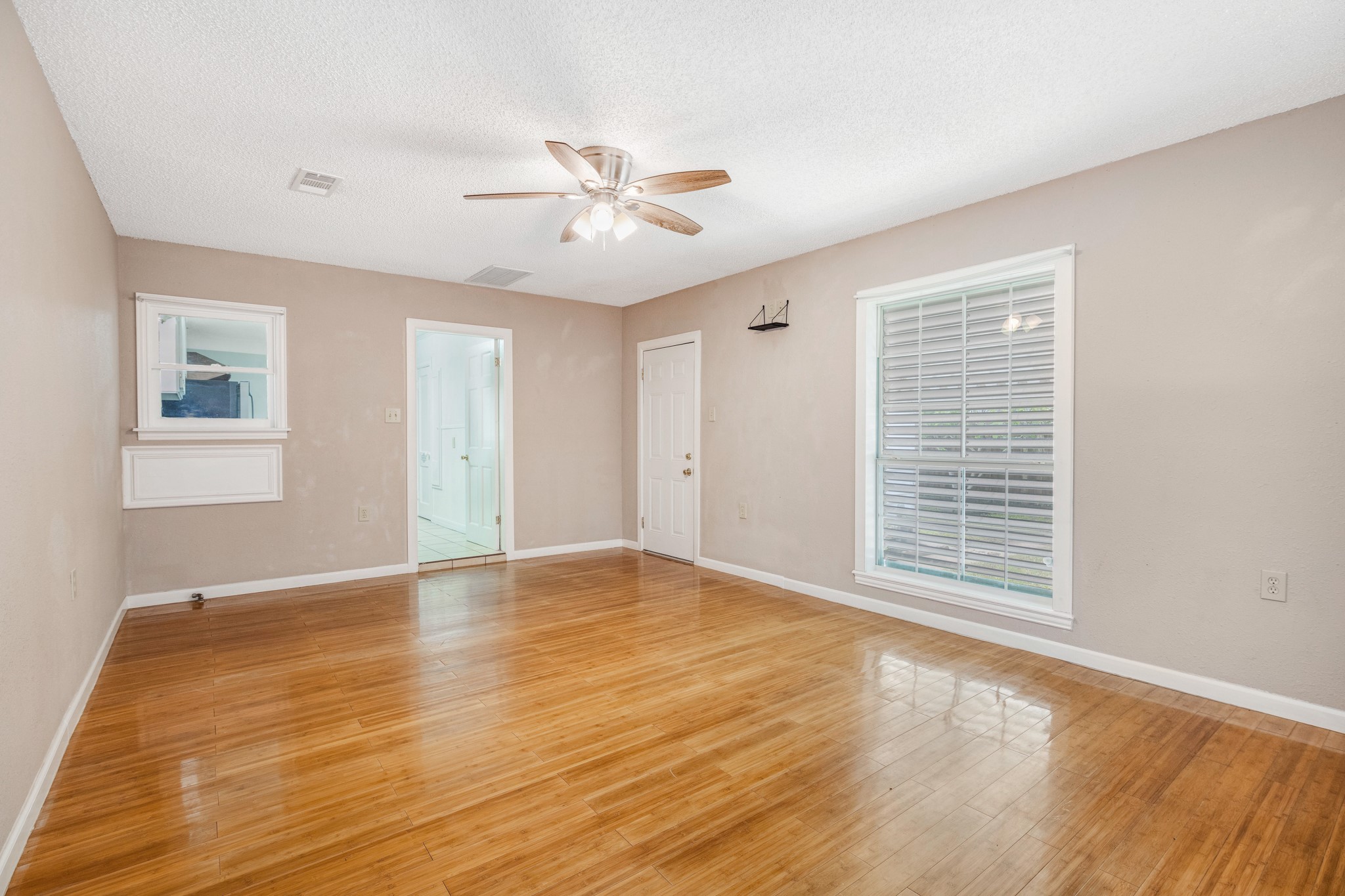 1413 53rd Street Property Photo 19