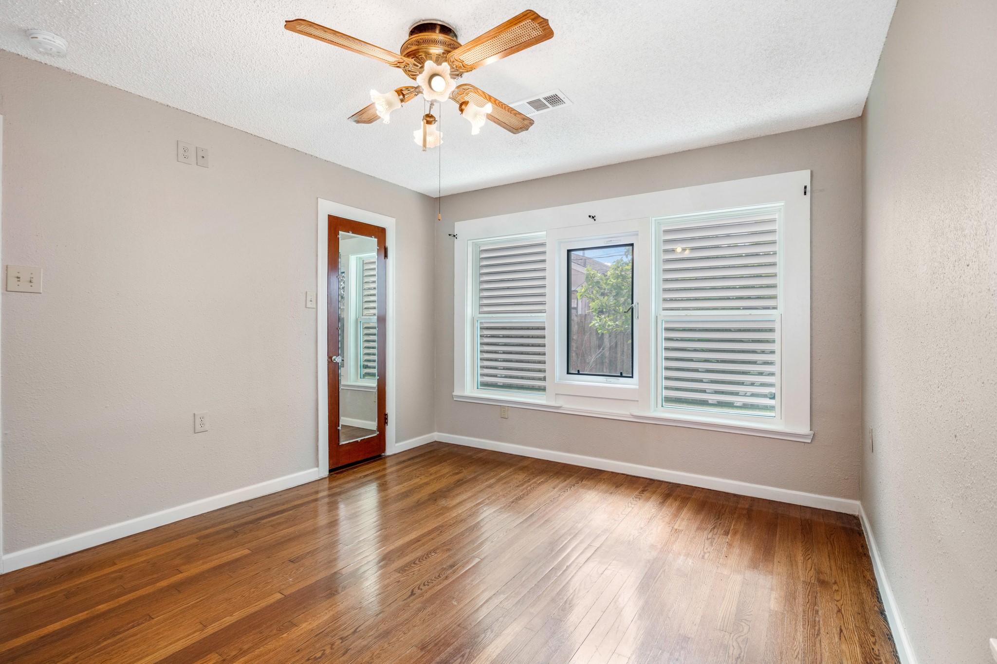 1413 53rd Street Property Photo 22