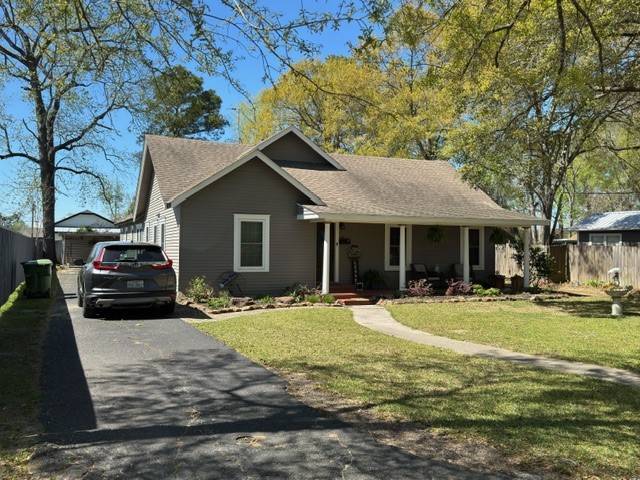 216 S William Barnett Avenue Property Photo