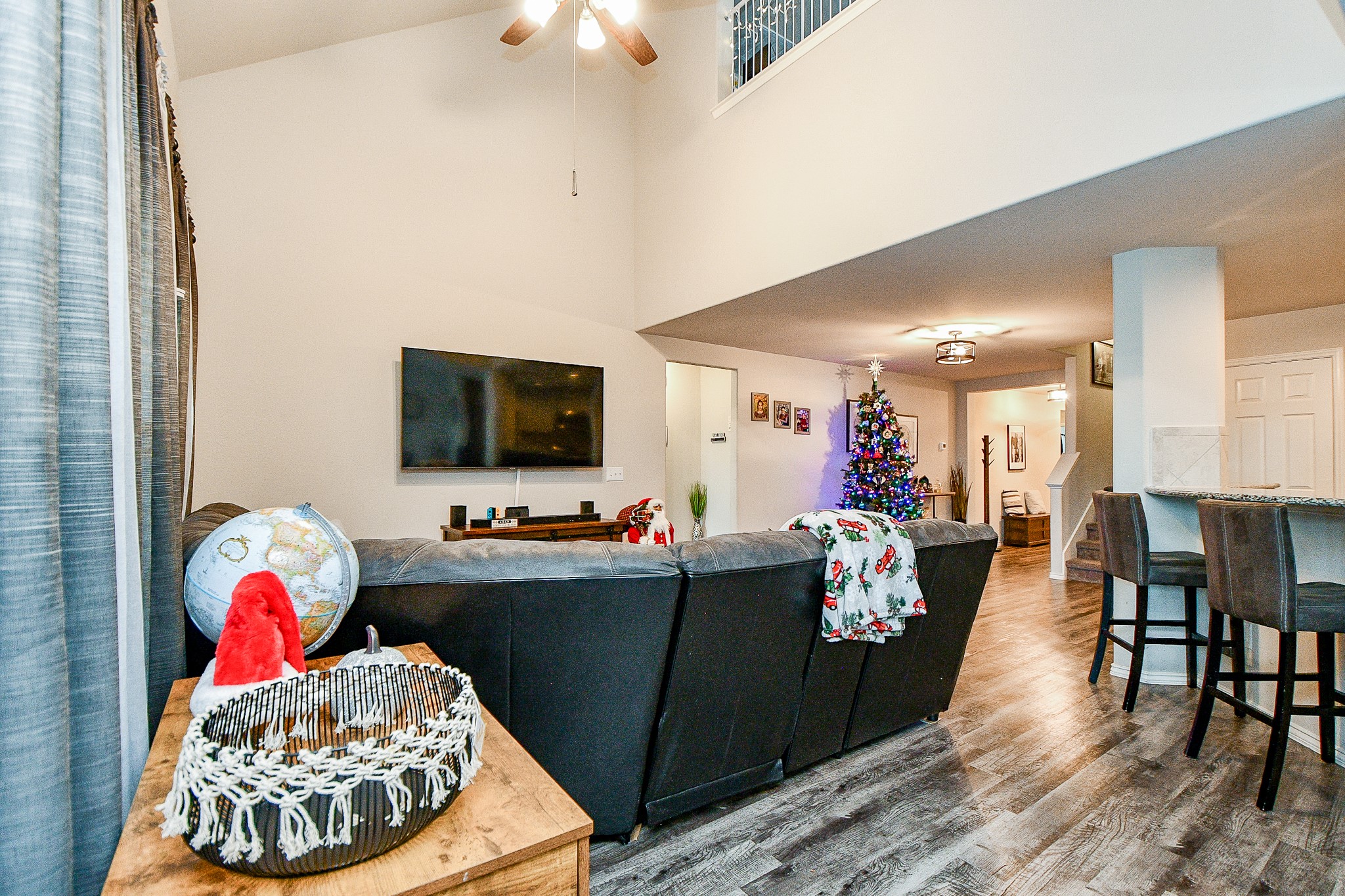 2114 Bronze Bay Drive Property Photo 8
