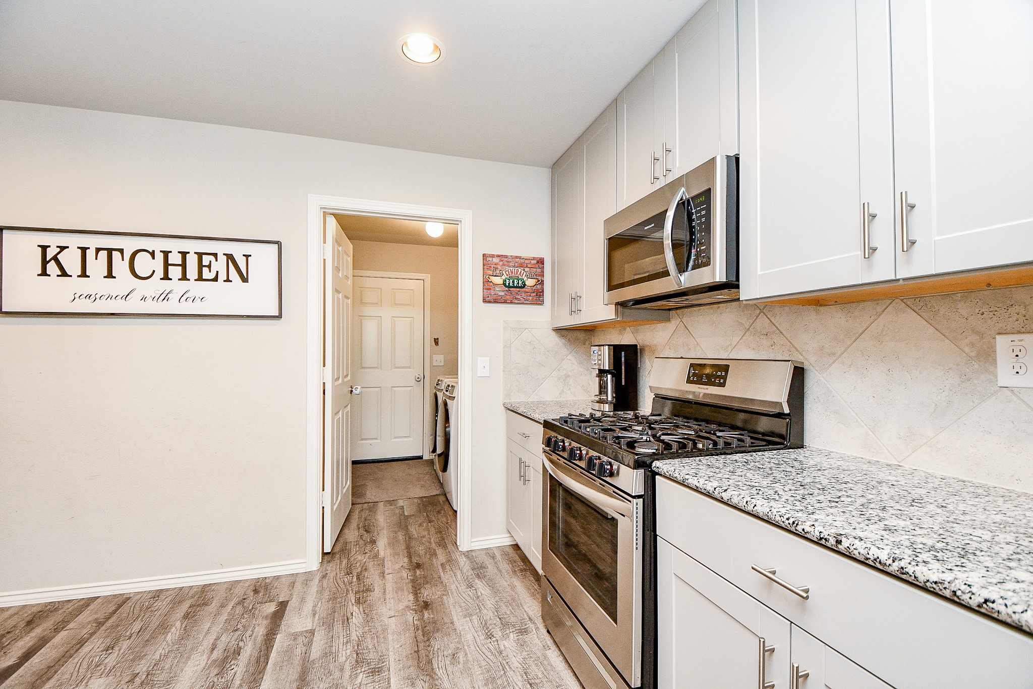 2114 Bronze Bay Drive Property Photo 11
