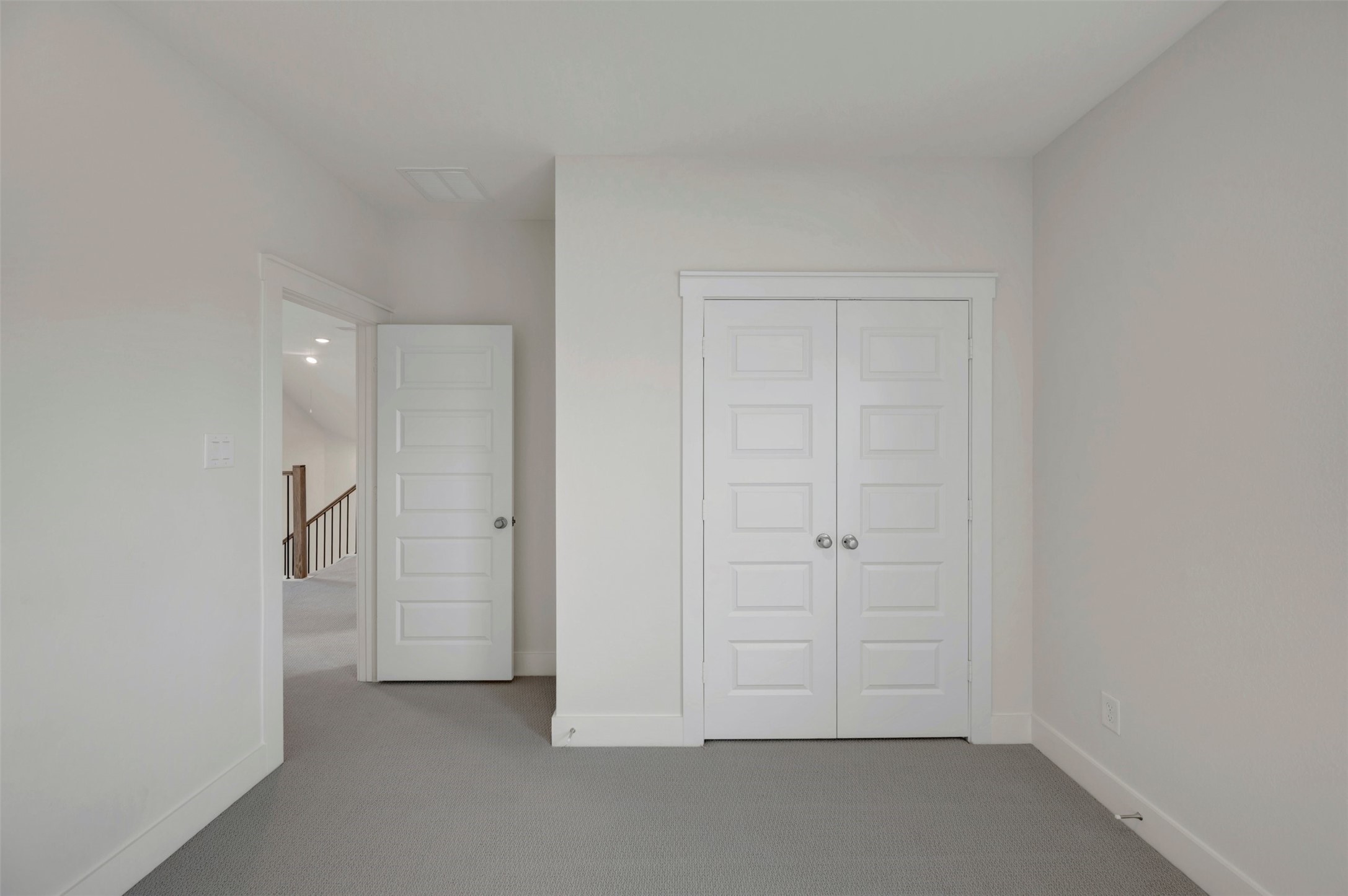 16730 Vibrant Avenue Property Photo 44